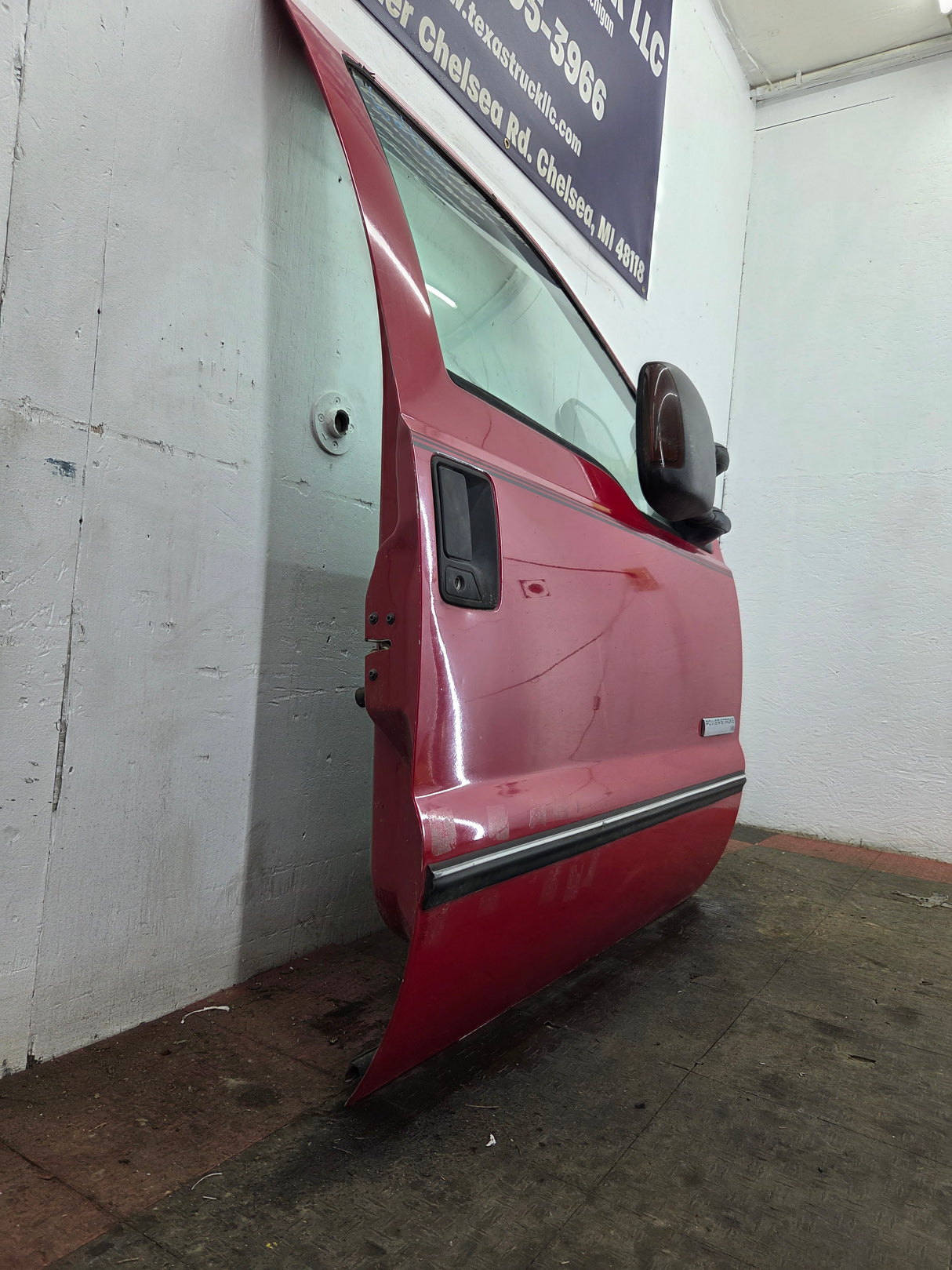 1999-2007 Ford Super Duty RH Passenger Side Front Door F250 F350 F450 F550
