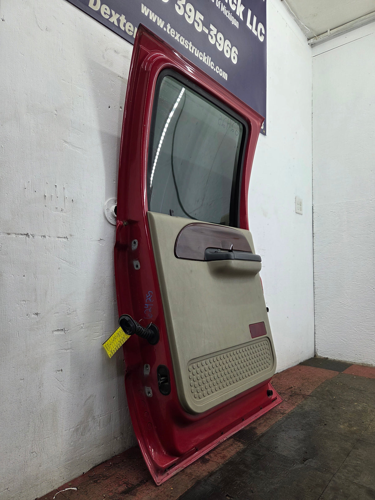 1999-2007 Ford Super Duty RH Passenger Side Rear Crew Cab Door F250 F350 F450 F550