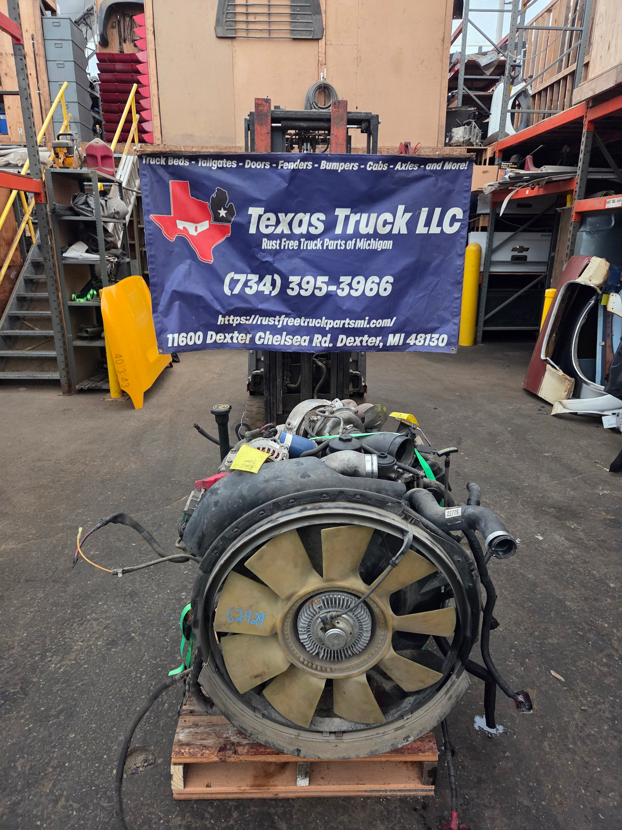 Late 2004 Ford 6.0L Power Stroke Diesel Engine Runs Great