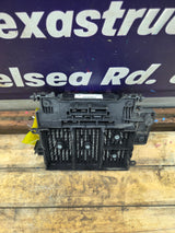 2003-2005 Chevrolet Silverado / GMC Sierra 1500 250 3500 Engine Bay Fuse Box - 15201928