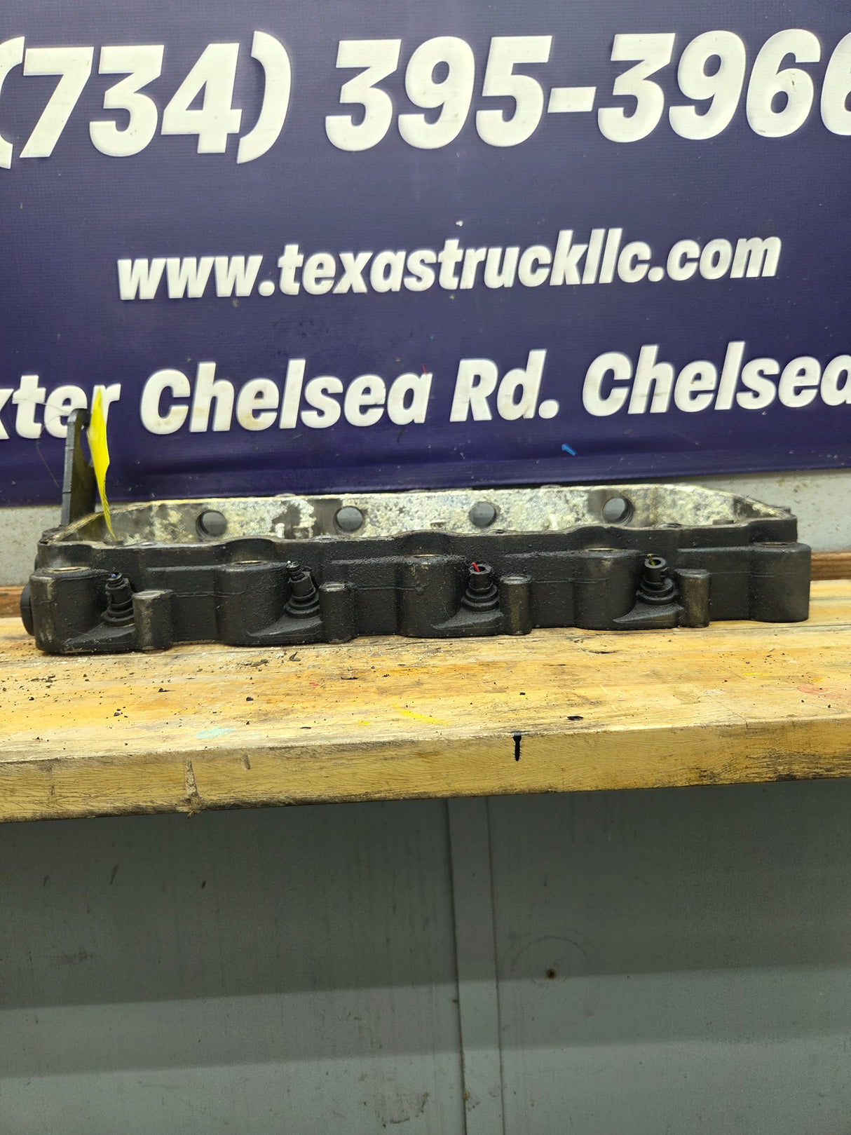 2004.5-2007 Genuine Ford Power Stroke 6.0L Diesel Rocker Box Arm Housing OEM 1843351C2