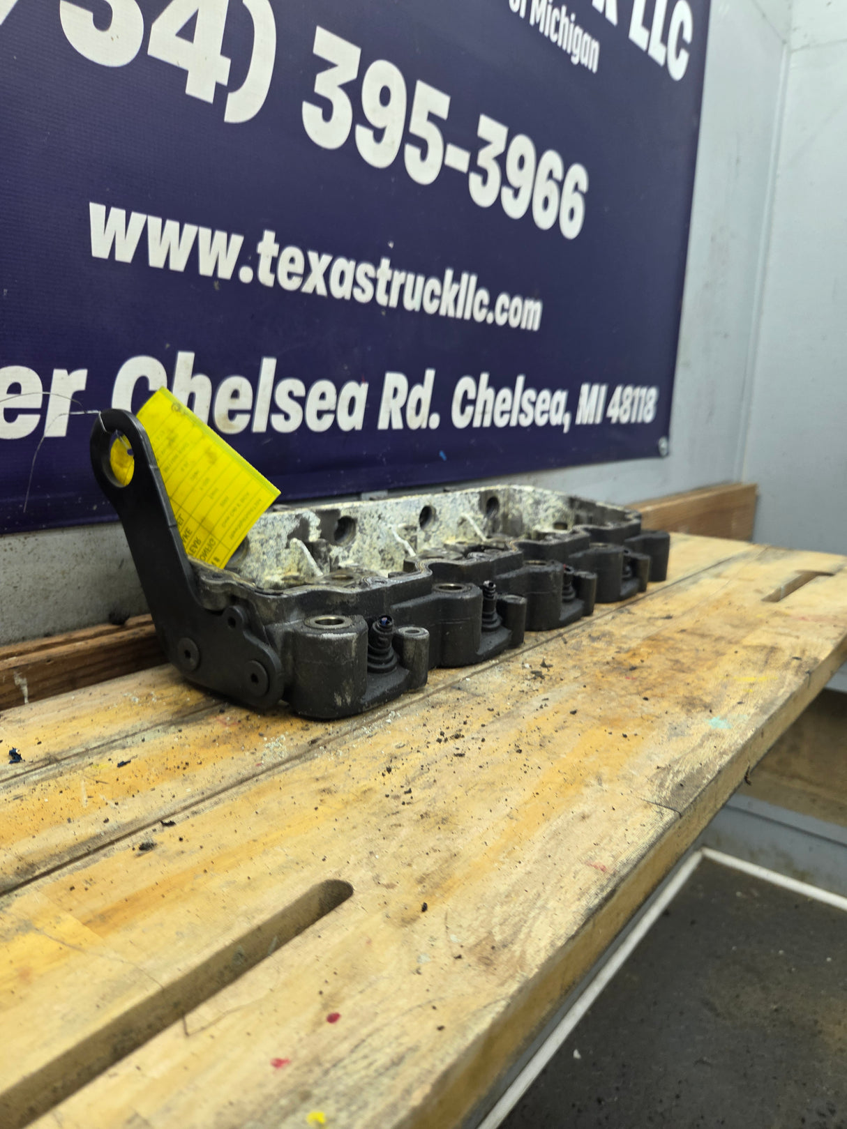 2004.5-2007 Genuine Ford Power Stroke 6.0L Diesel Rocker Box Arm Housing OEM 1843351C2