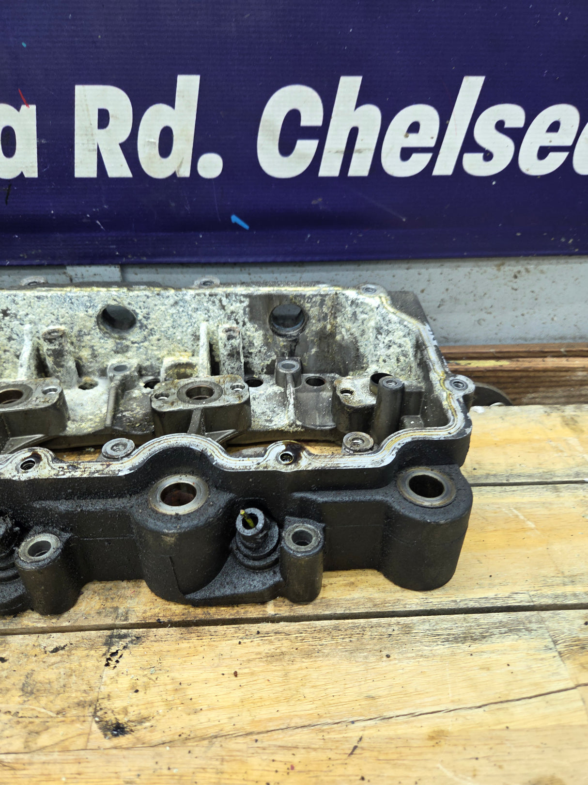 2004.5-2007 Genuine Ford Power Stroke 6.0L Diesel Rocker Box Arm Housing OEM 1843351C2