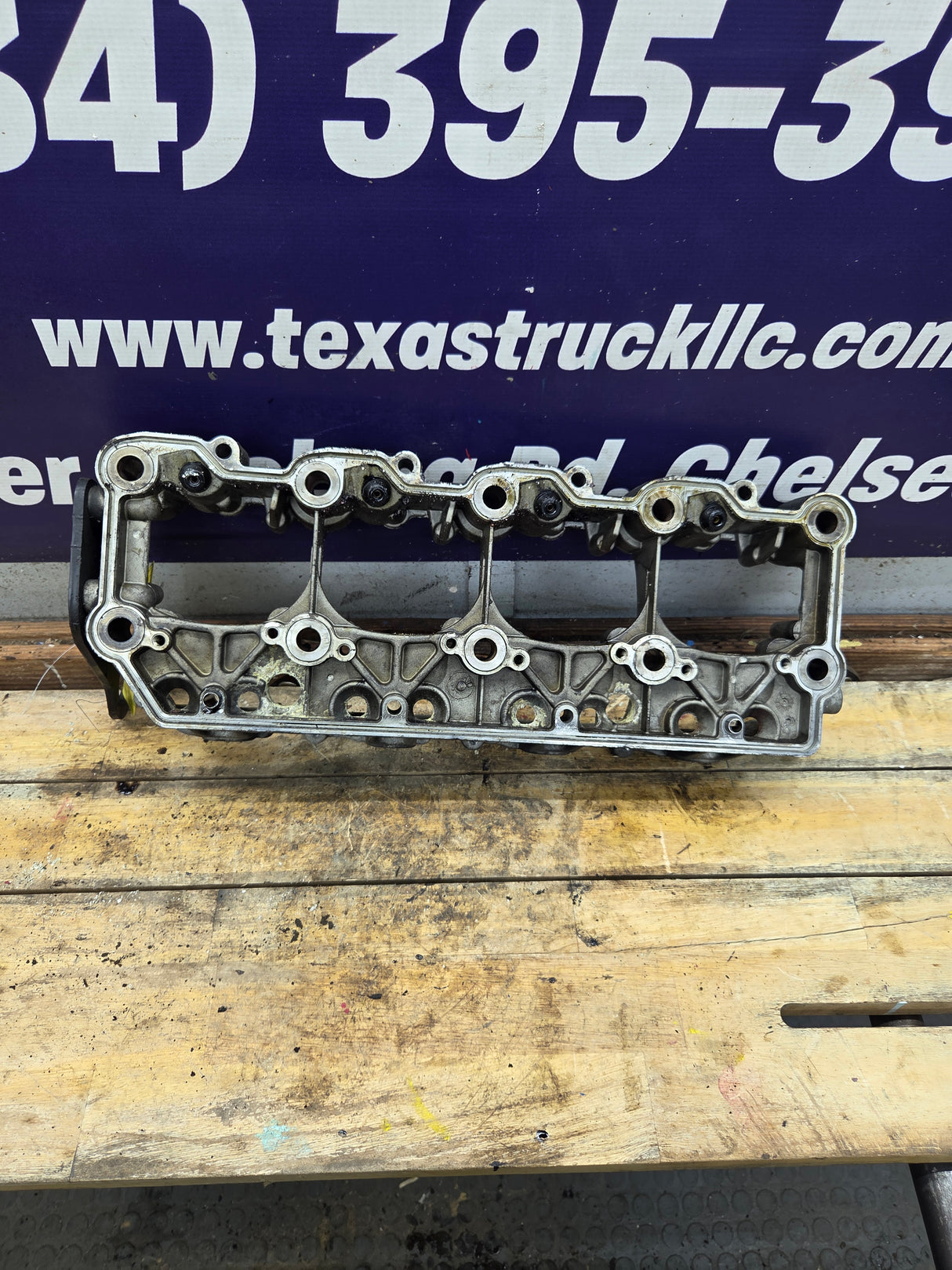 2004.5-2007 Genuine Ford Power Stroke 6.0L Diesel Rocker Box Arm Housing OEM 1843351C2