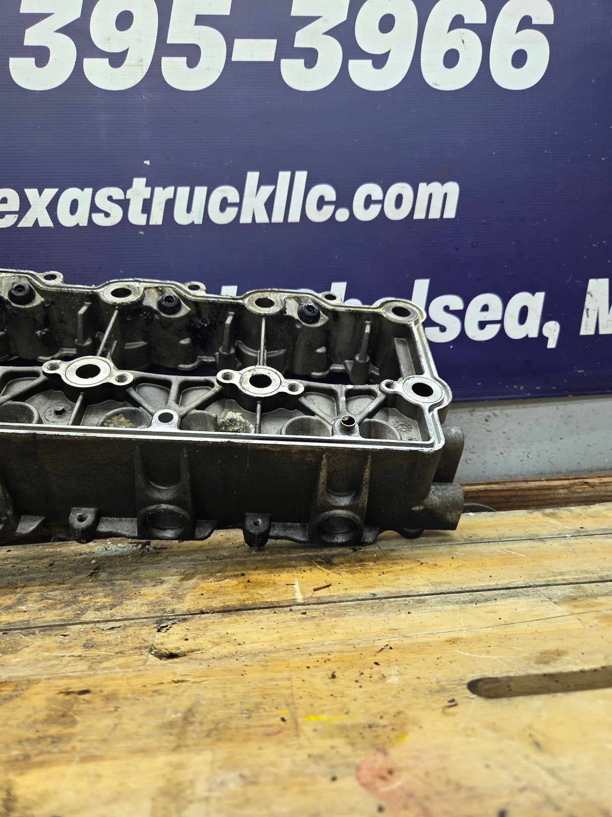 2004.5-2007 Genuine Ford Power Stroke 6.0L Diesel Rocker Box Arm Housing OEM 1843351C2