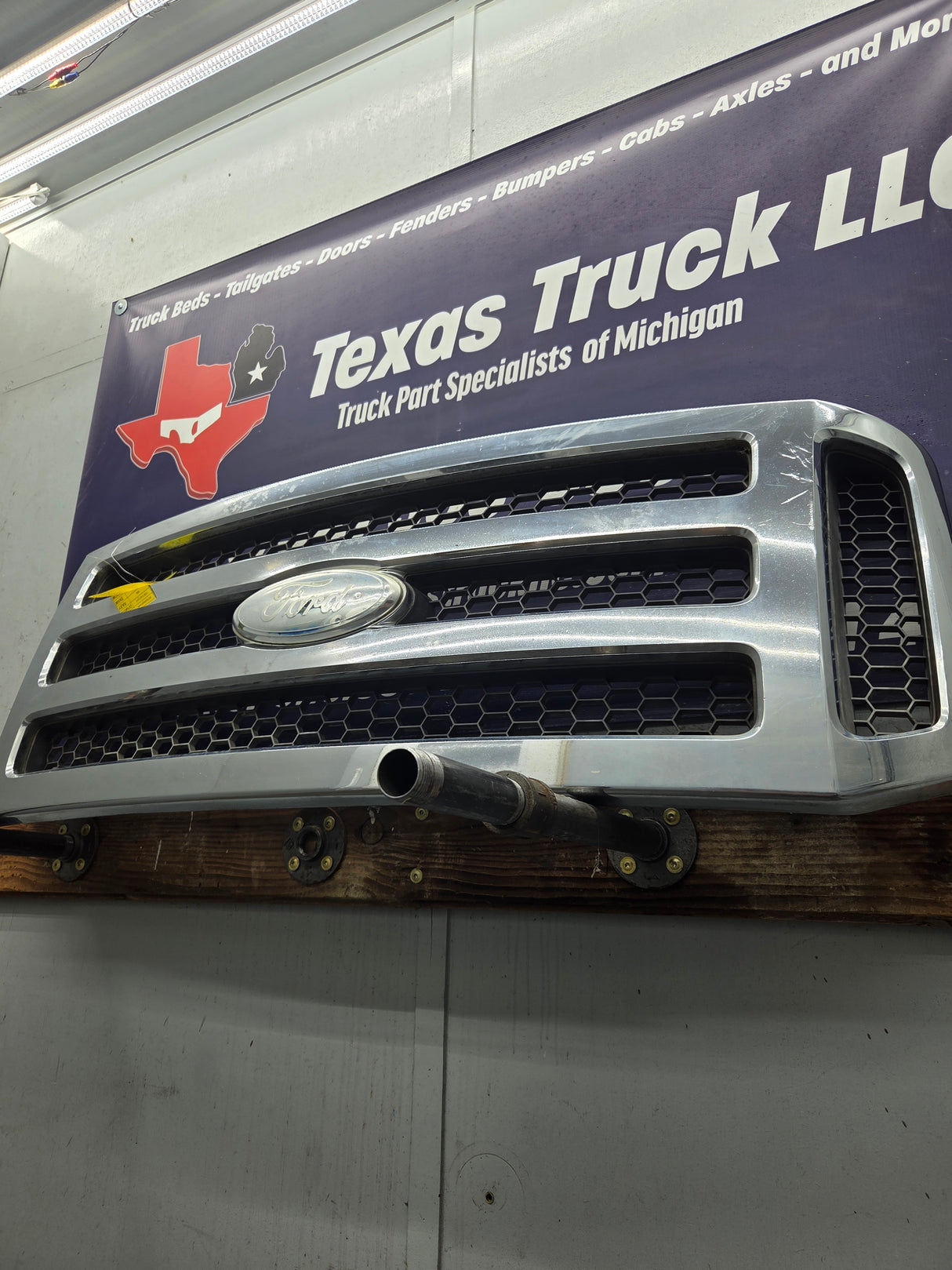 2005-2007 Ford Super Duty OEM Chrome Grill F250 F350 F450 F550 5C34-8200-BDW