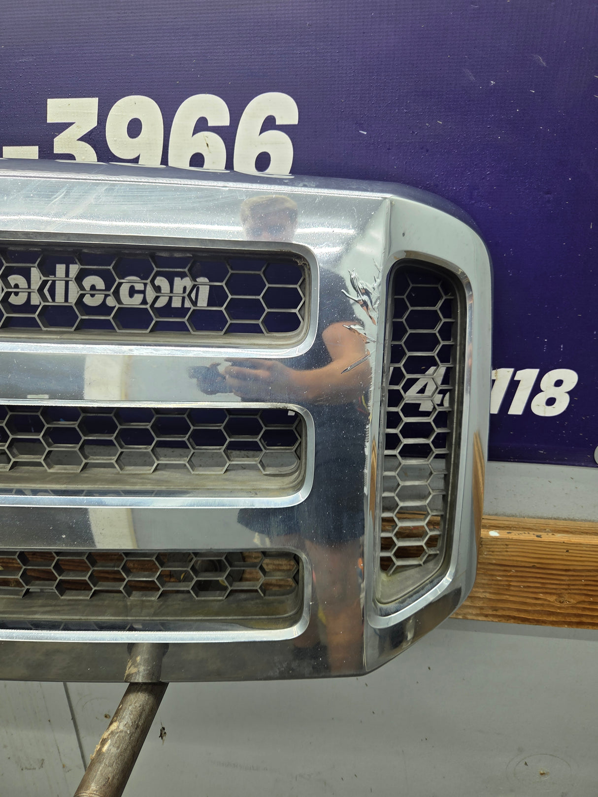 2005-2007 Ford Super Duty OEM Chrome Grill F250 F350 F450 F550 5C34-8200-BDW
