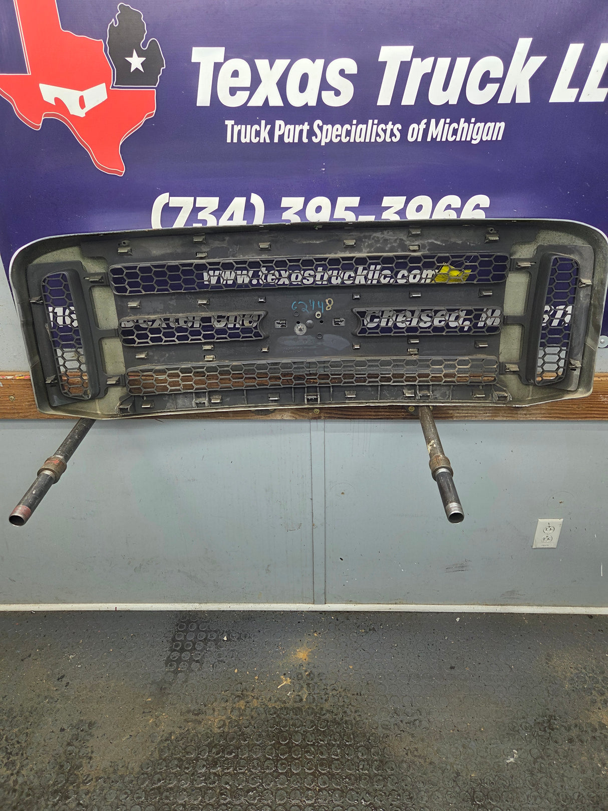 2005-2007 Ford Super Duty OEM Chrome Grill F250 F350 F450 F550 5C34-8200-BDW