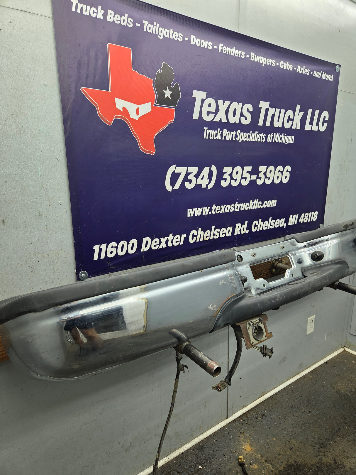 1999-2007 Ford Super Duty F250 F350 F450 F550 Rear Bumper