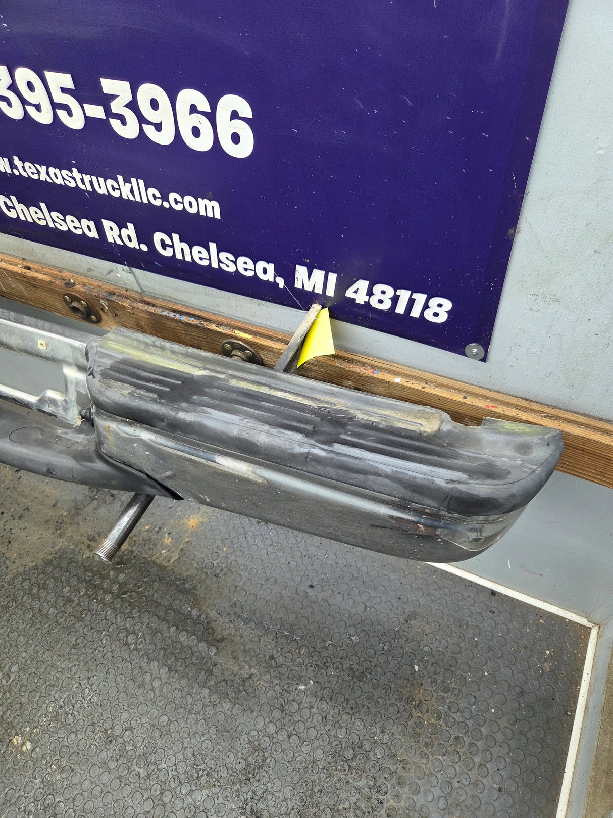 1999-2007 Ford Super Duty F250 F350 F450 F550 Rear Bumper