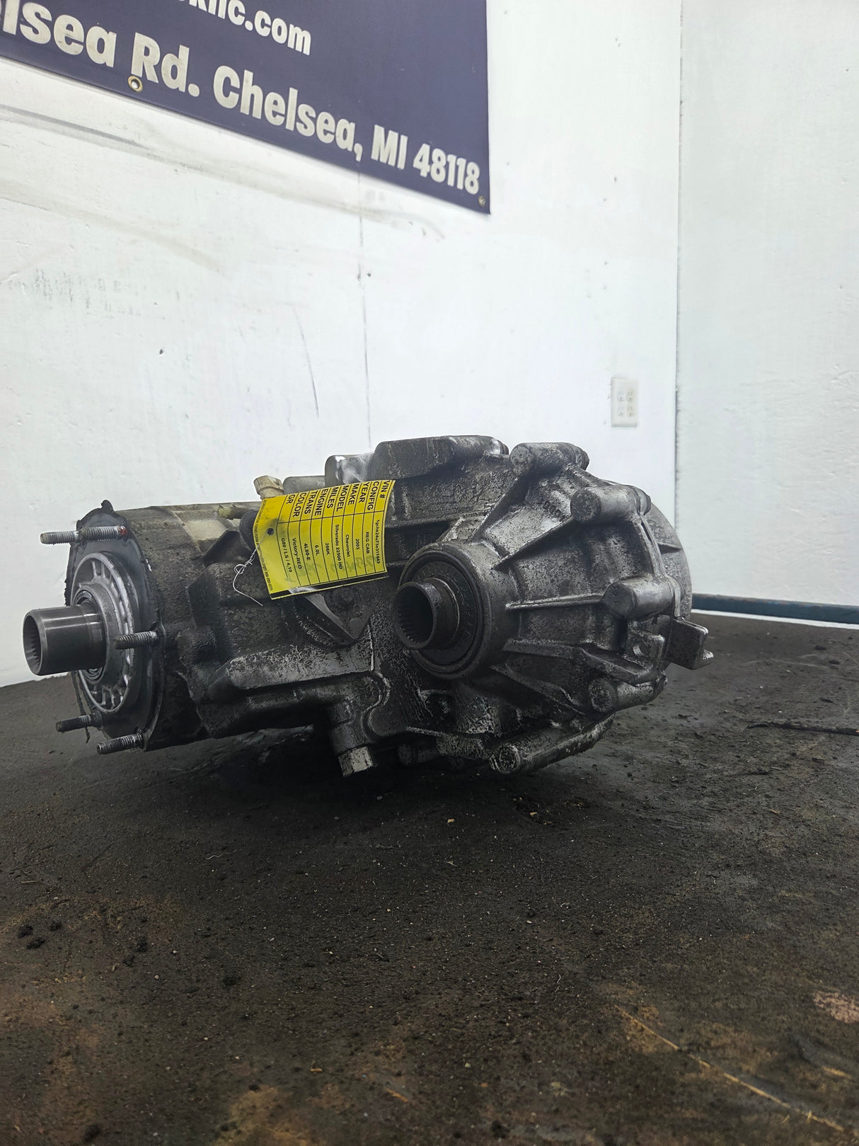 2001-2004 Chevrolet Silverado GMC Sierra 2500 3500 HD Floor Shift *CORE TRANSFER CASE 6.0L LS OPT MT1 NP2