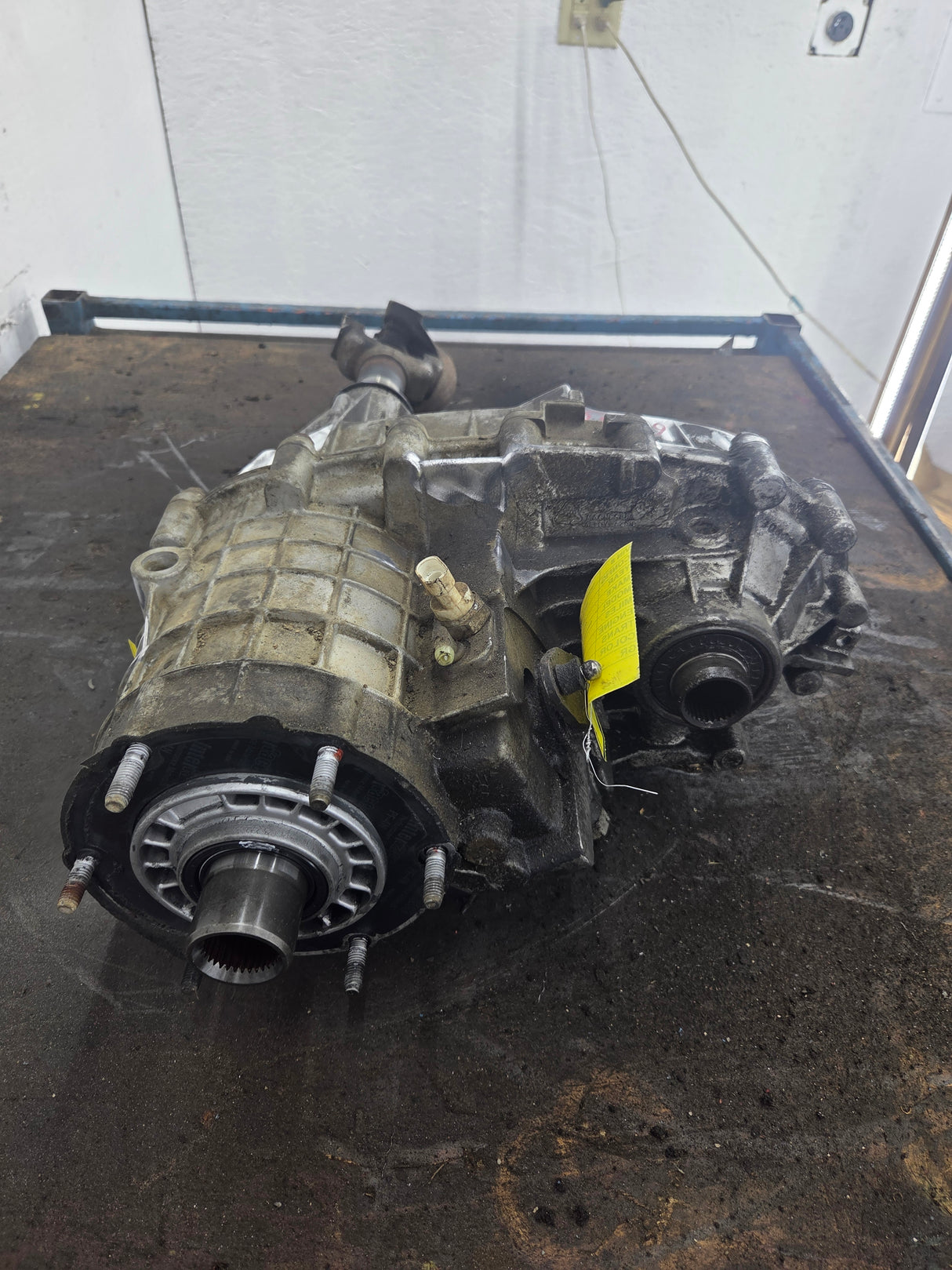 2001-2004 Chevrolet Silverado GMC Sierra 2500 3500 HD Floor Shift *CORE TRANSFER CASE 6.0L LS OPT MT1 NP2