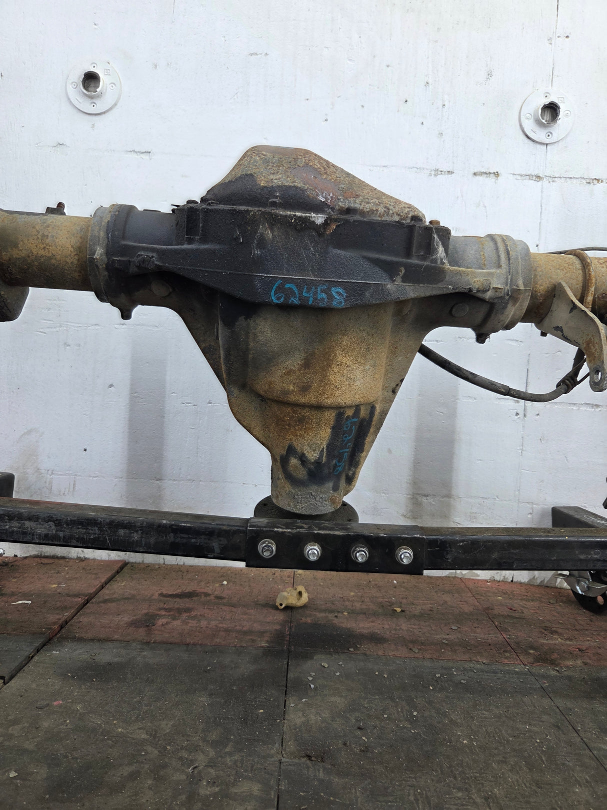 2005-2007 Ford Super Duty F250 F350 SRW Rear Axle 3.73 Gear Ratio 292k Miles