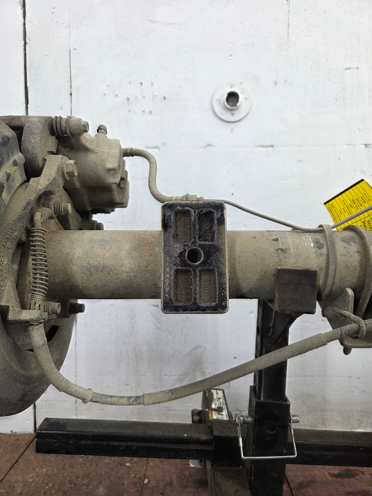 2002-2004 Ford Super Duty F250 F350 SRW Rear Axle 3.73 Gear Ratio 360k miles