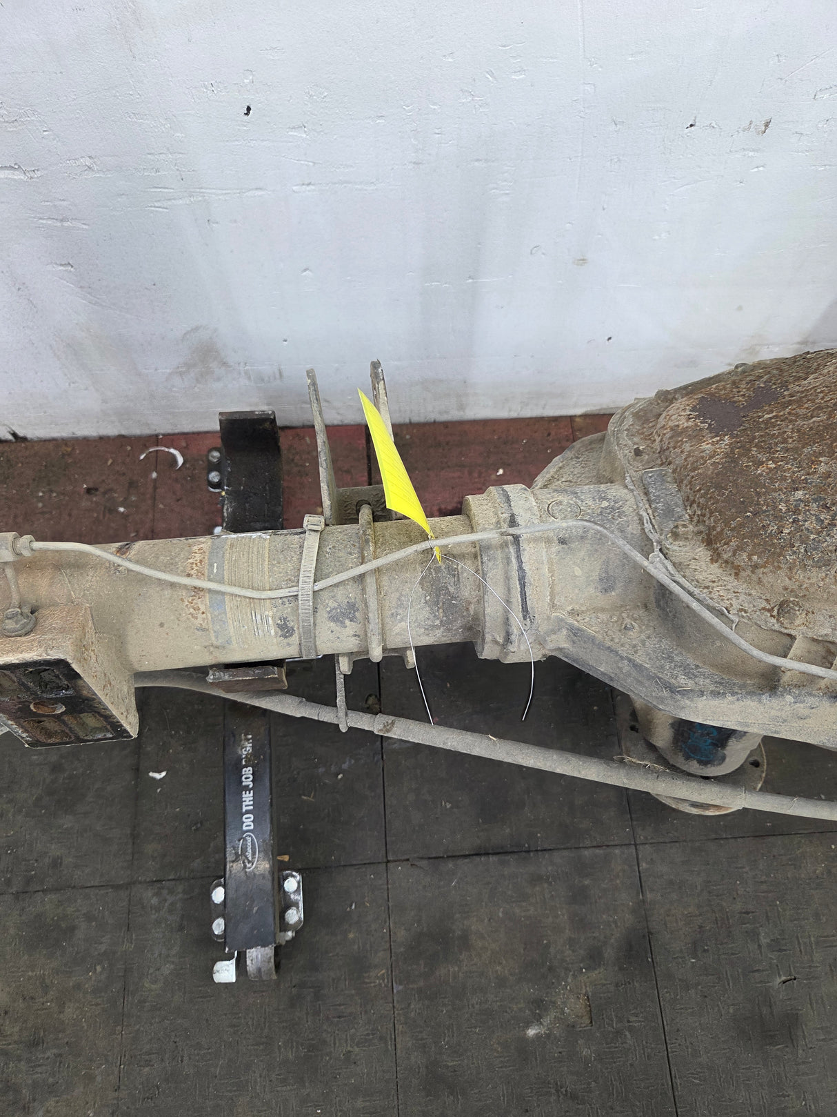 2002-2004 Ford Super Duty F250 F350 SRW Rear Axle 3.73 Gear Ratio 360k miles