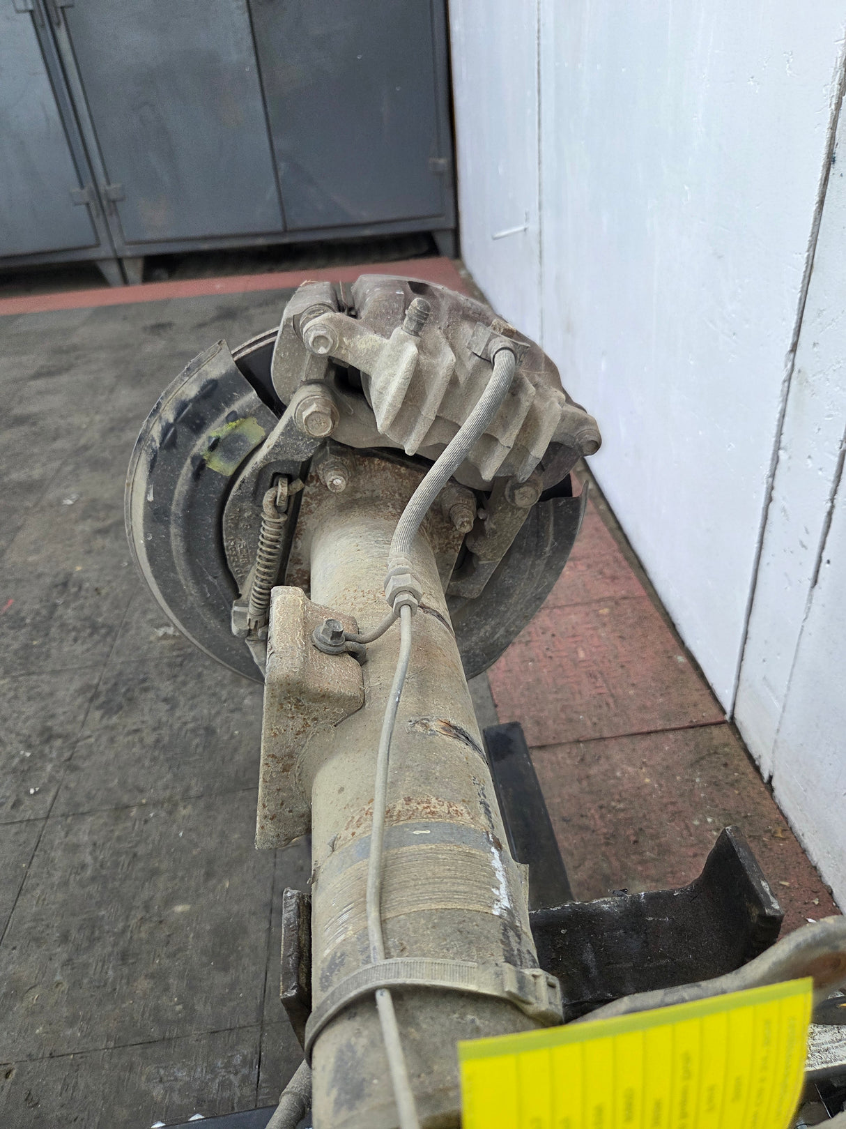2002-2004 Ford Super Duty F250 F350 SRW Rear Axle 3.73 Gear Ratio 360k miles