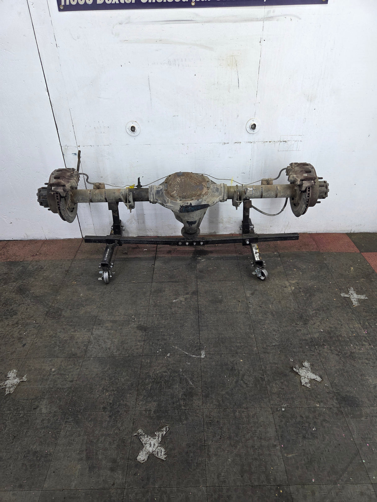 2002-2004 Ford Super Duty F250 F350 SRW Rear Axle 3.73 Gear Ratio 360k miles