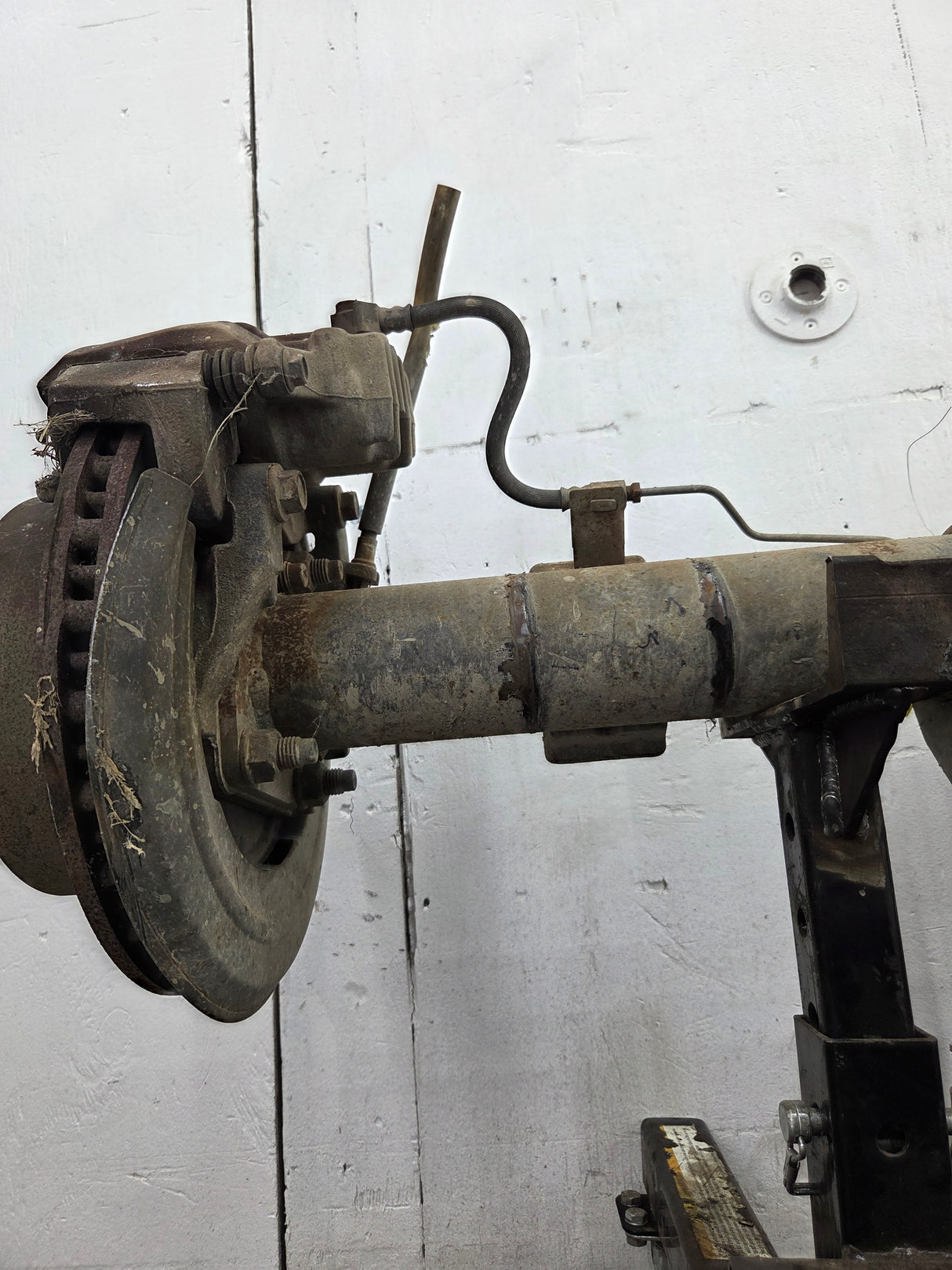 2002-2004 Ford Super Duty F250 F350 SRW Rear Axle 3.73 Gear Ratio 360k miles