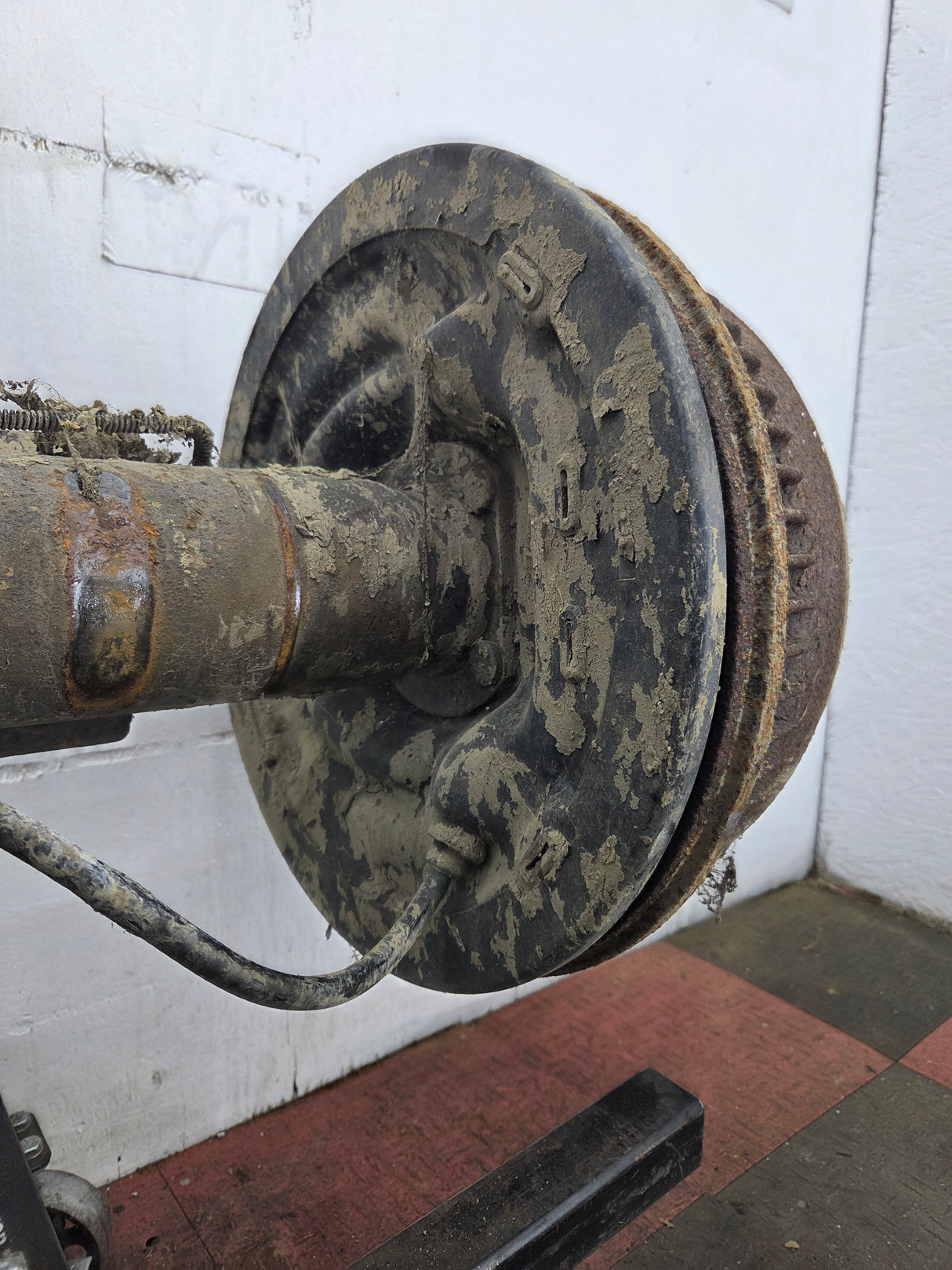 1996-1999 2nd Gen Dodge Ram 3500 Dually 4x4 Rear Axle 3.54 Ratio Cummins Diesel Gas
