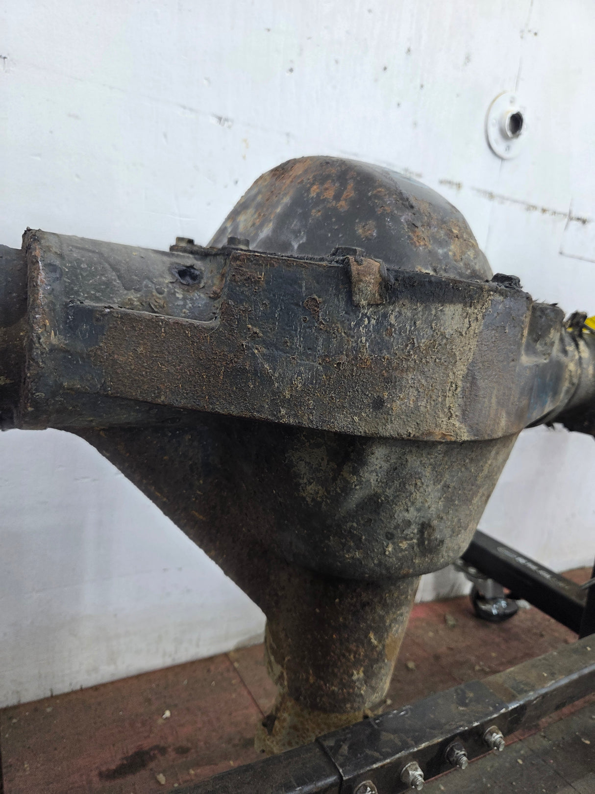1996-1999 2nd Gen Dodge Ram 3500 Dually 4x4 Rear Axle 3.54 Ratio Cummins Diesel Gas