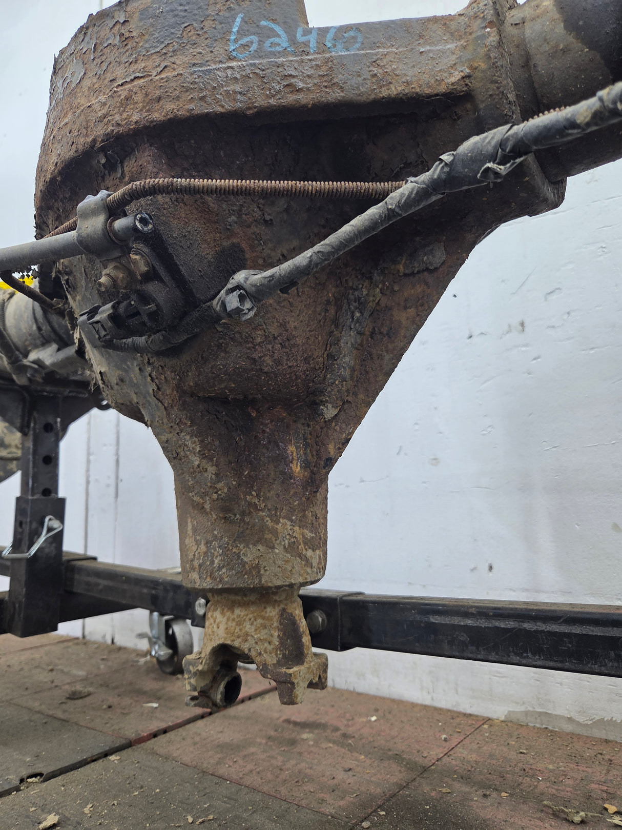 1996-1999 2nd Gen Dodge Ram 3500 Dually 4x4 Rear Axle 3.54 Ratio Cummins Diesel Gas