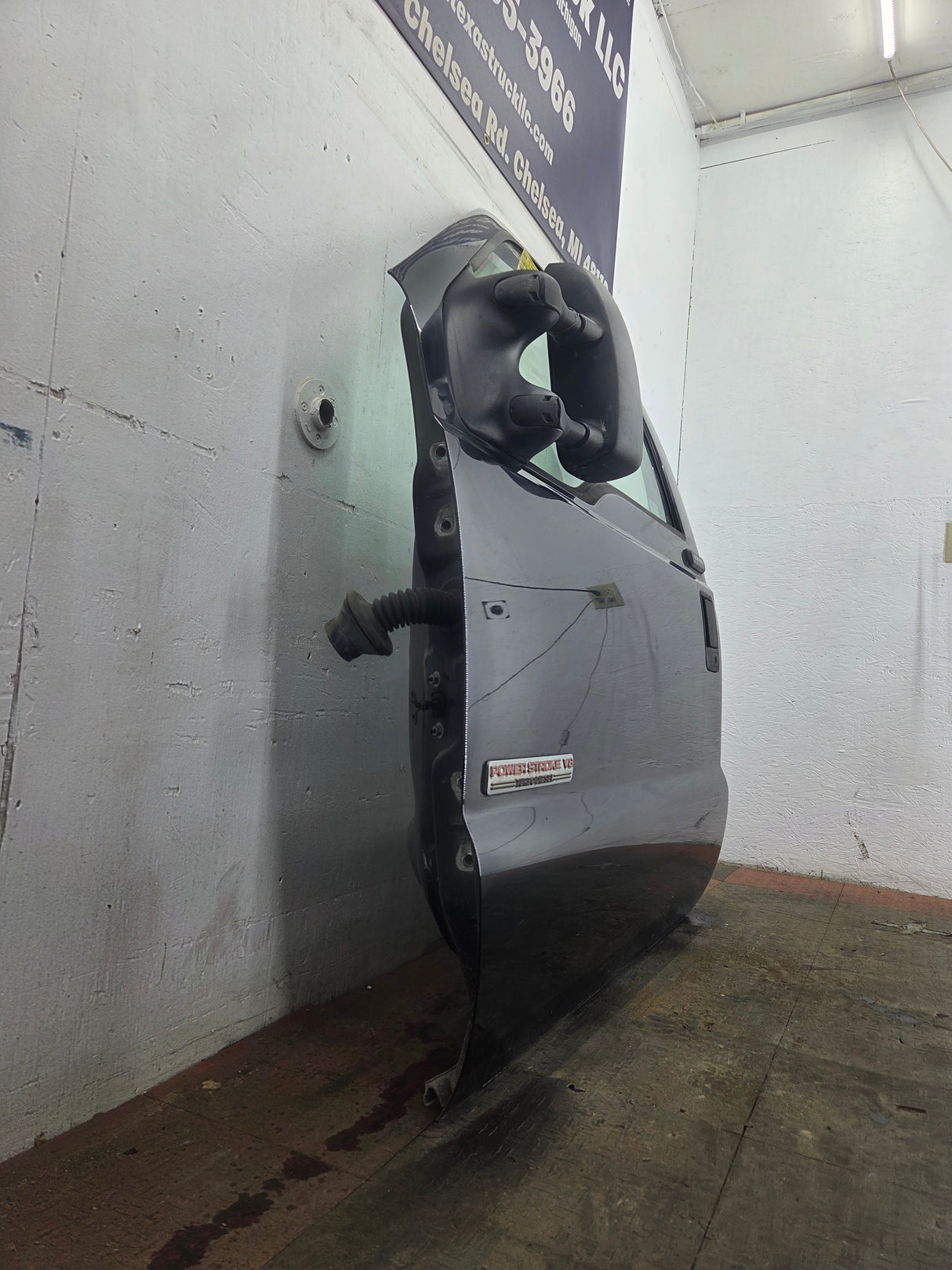 1999-2007 Ford Super Duty LH Driver Side Front Door F250 F350 F450 F550