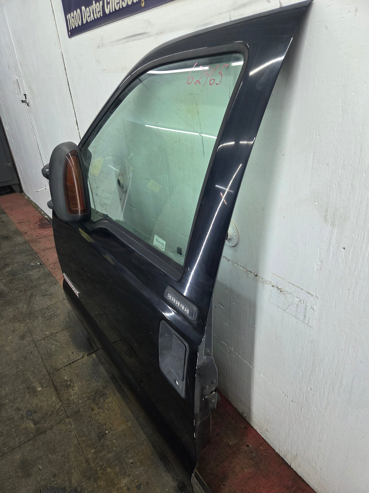 1999-2007 Ford Super Duty LH Driver Side Front Door F250 F350 F450 F550