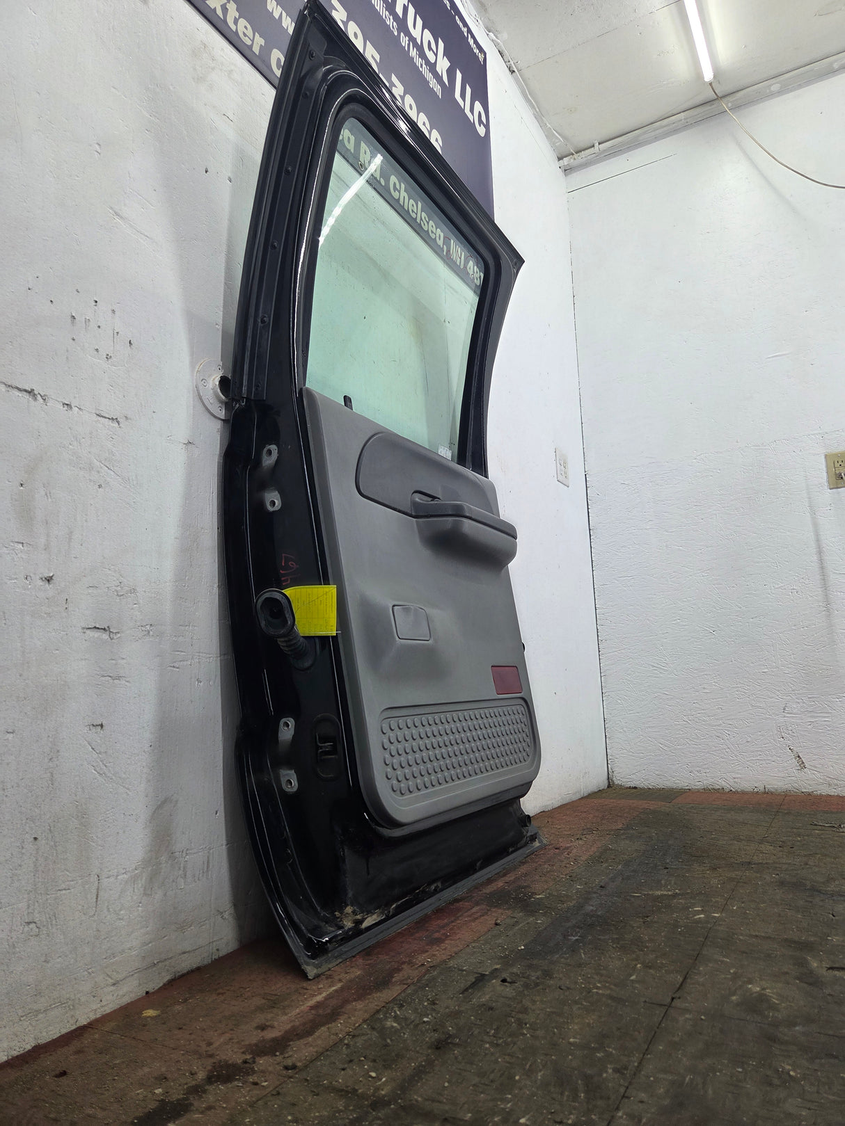 1999-2007 Ford Super Duty RH Passenger Side Rear Crew Cab Door F250 F350 F450 F550