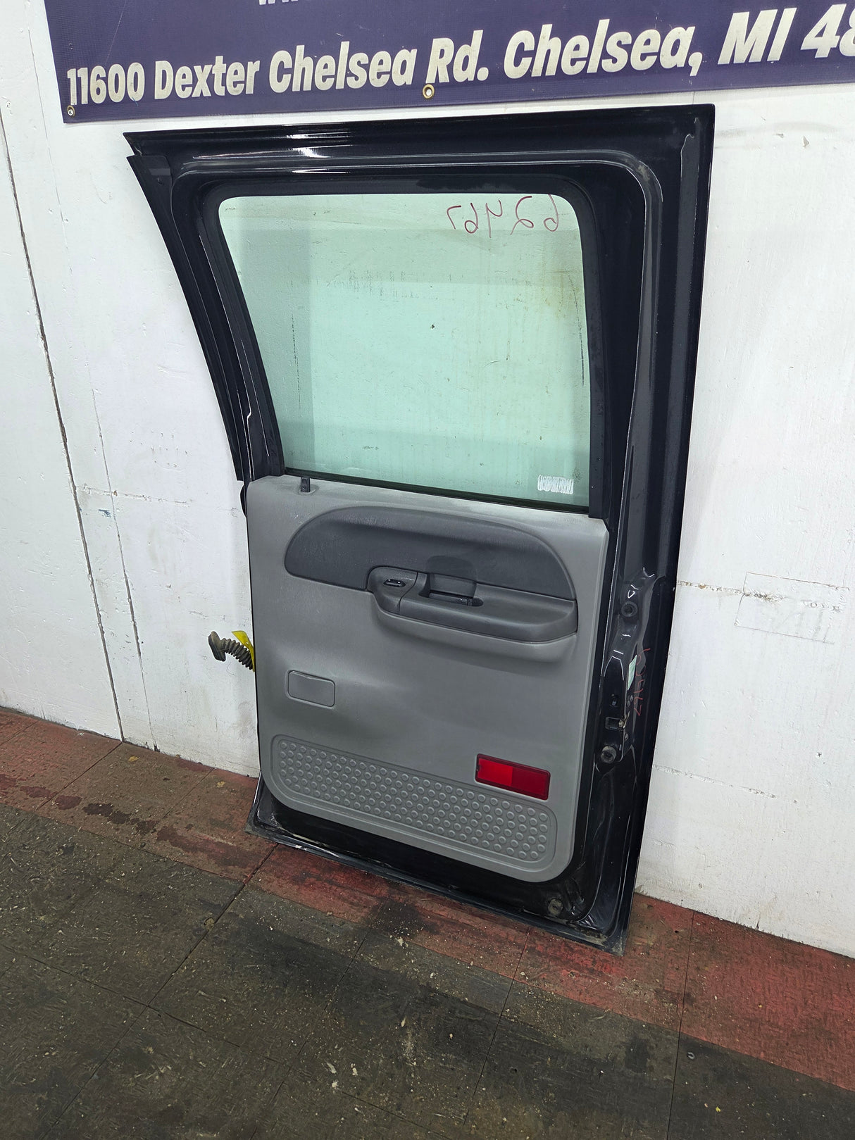 1999-2007 Ford Super Duty RH Passenger Side Rear Crew Cab Door F250 F350 F450 F550