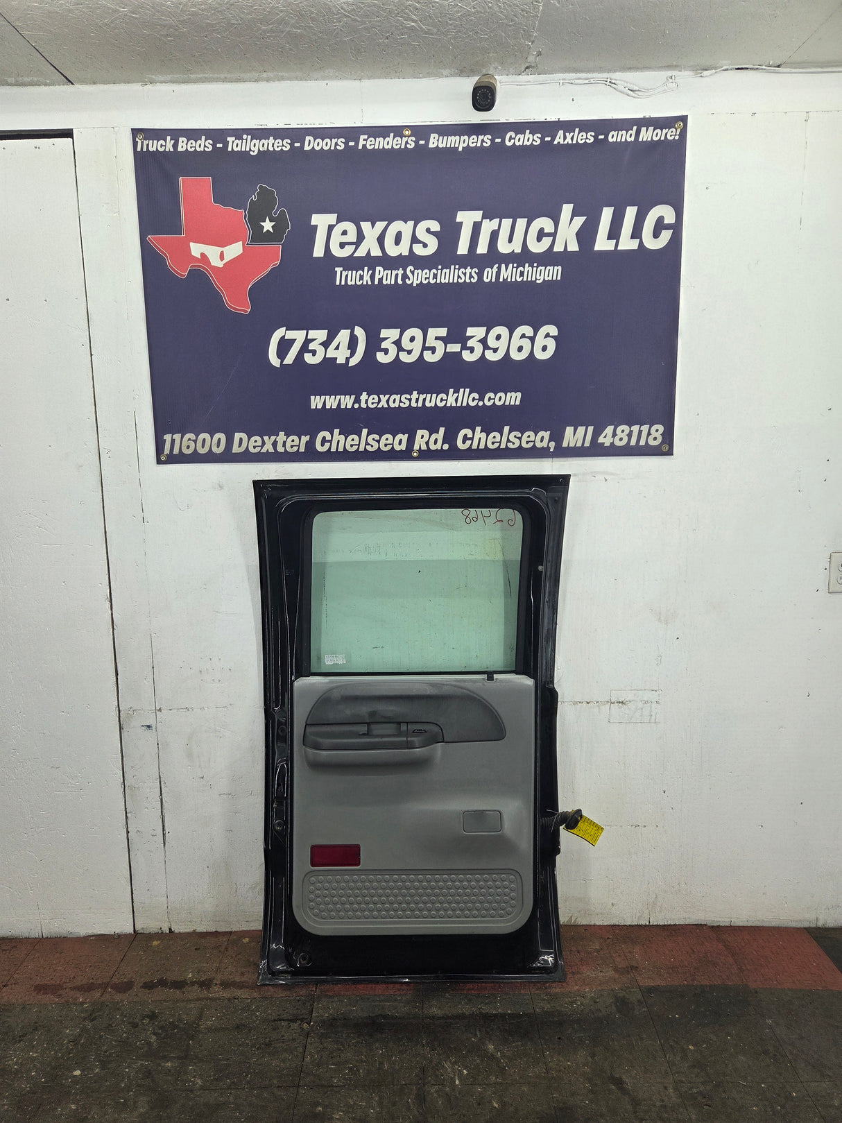 1999-2007 Ford Super Duty LH Driver Side Rear Crew Cab Door F250 F350 F450 F550