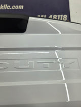 2017-2022 Ford F250 F350 F450 F550 Super Duty Tailgate - Oxford White