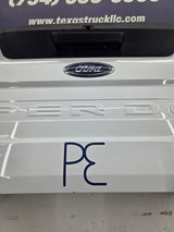 2017-2022 Ford F250 F350 F450 F550 Super Duty Tailgate - Oxford White
