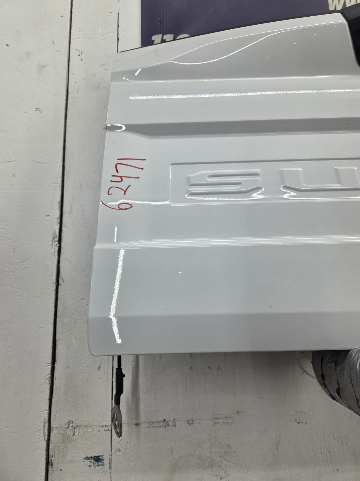 2017-2022 Ford F250 F350 F450 F550 Super Duty Tailgate - Oxford White