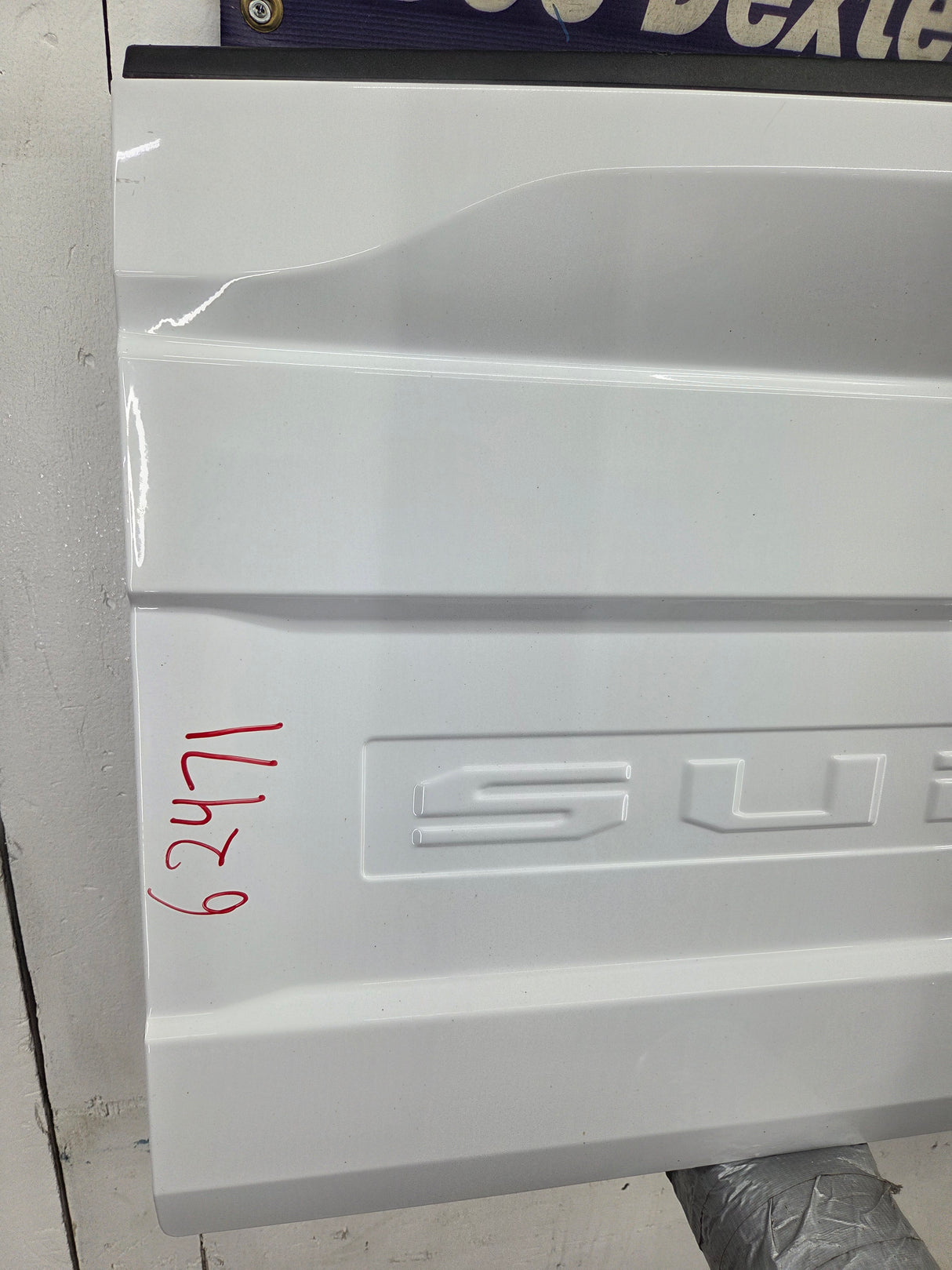 2017-2022 Ford F250 F350 F450 F550 Super Duty Tailgate - Oxford White