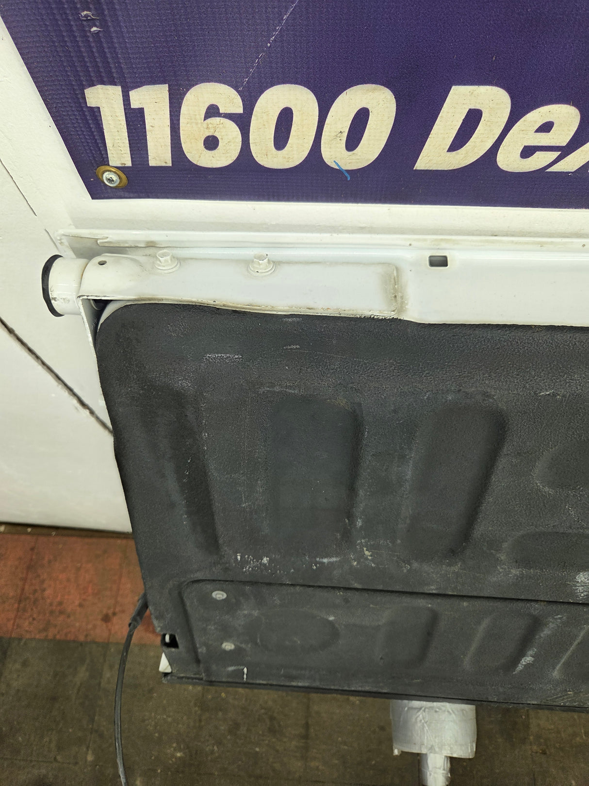 2017-2022 Ford F250 F350 F450 F550 Super Duty Tailgate - Oxford White