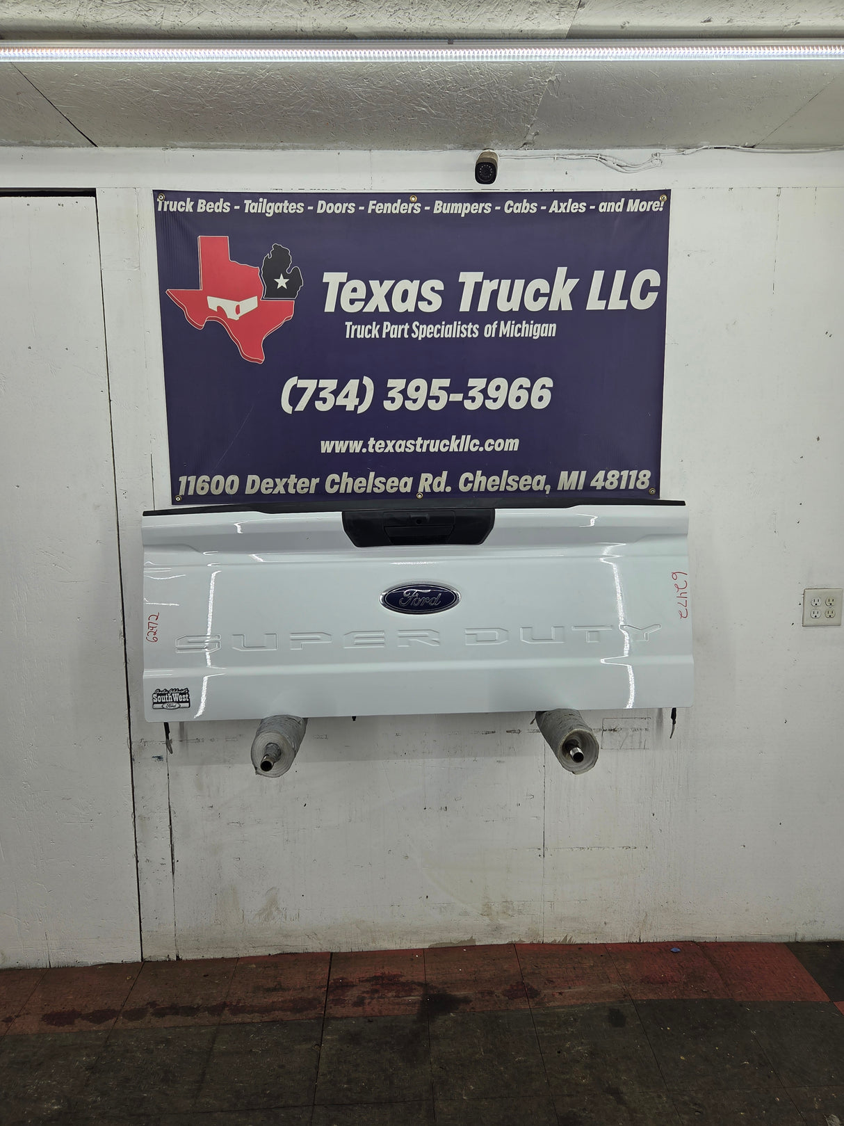 2023-2026 Ford Super Duty F250 F350 F450 F550 Step Tailgate - Oxford White