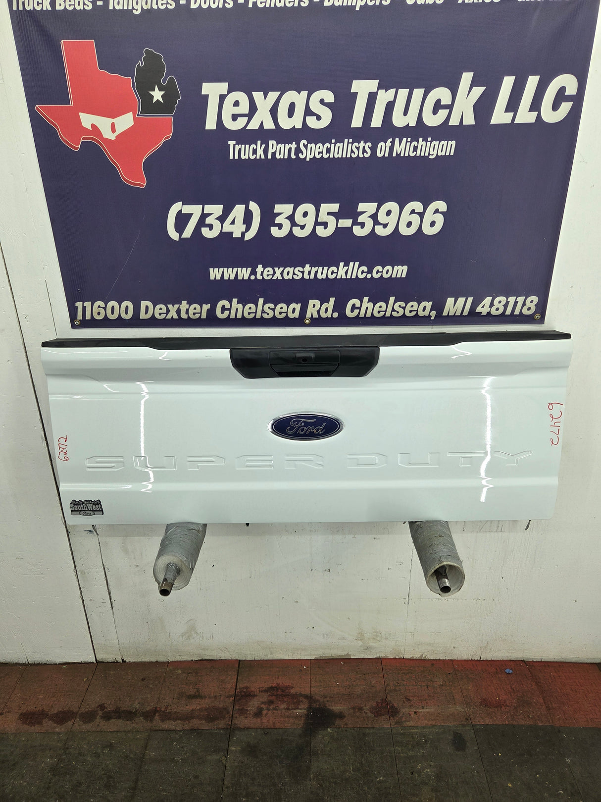 2023-2026 Ford Super Duty F250 F350 F450 F550 Step Tailgate - Oxford White