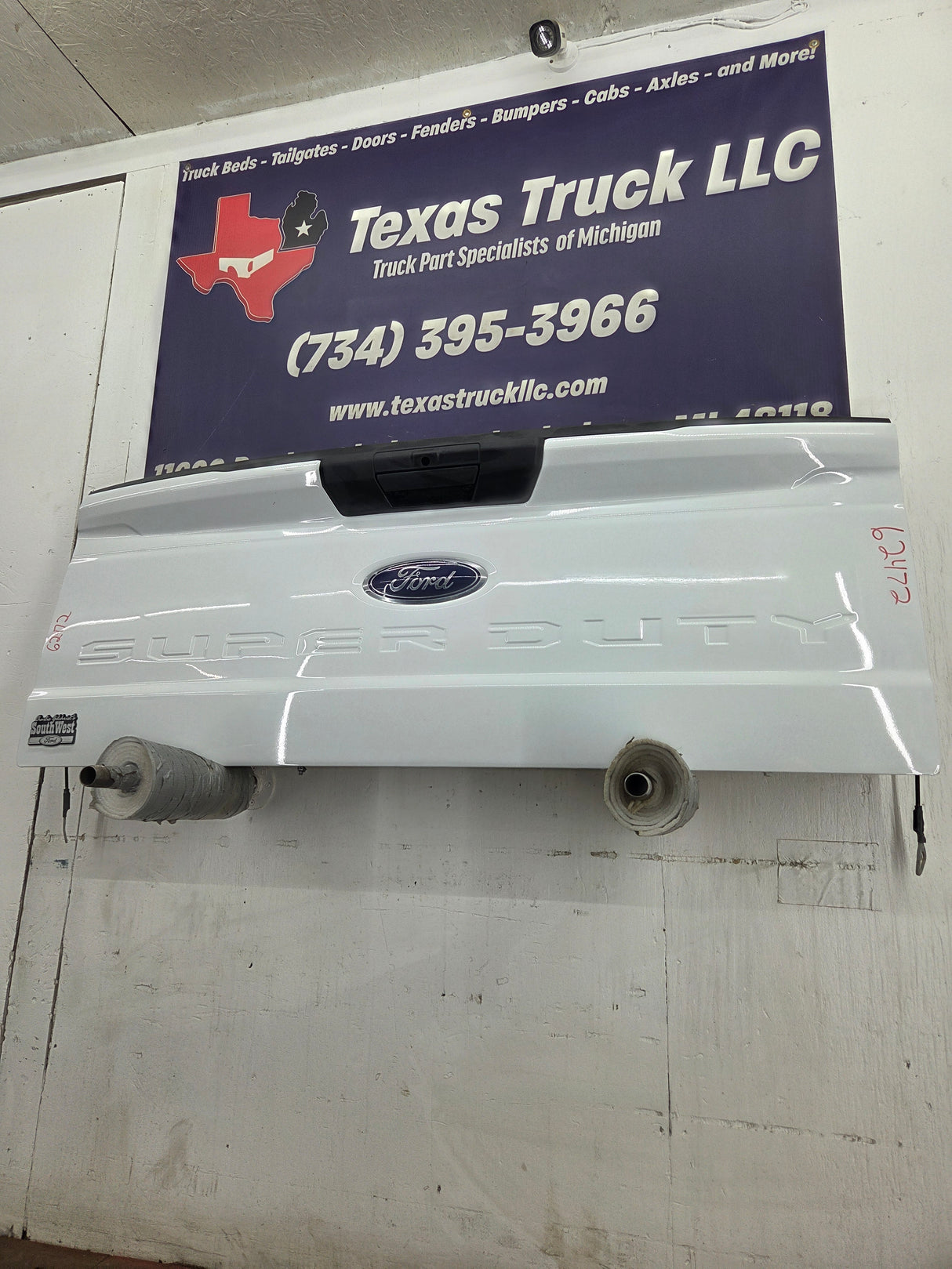 2023-2026 Ford Super Duty F250 F350 F450 F550 Step Tailgate - Oxford White