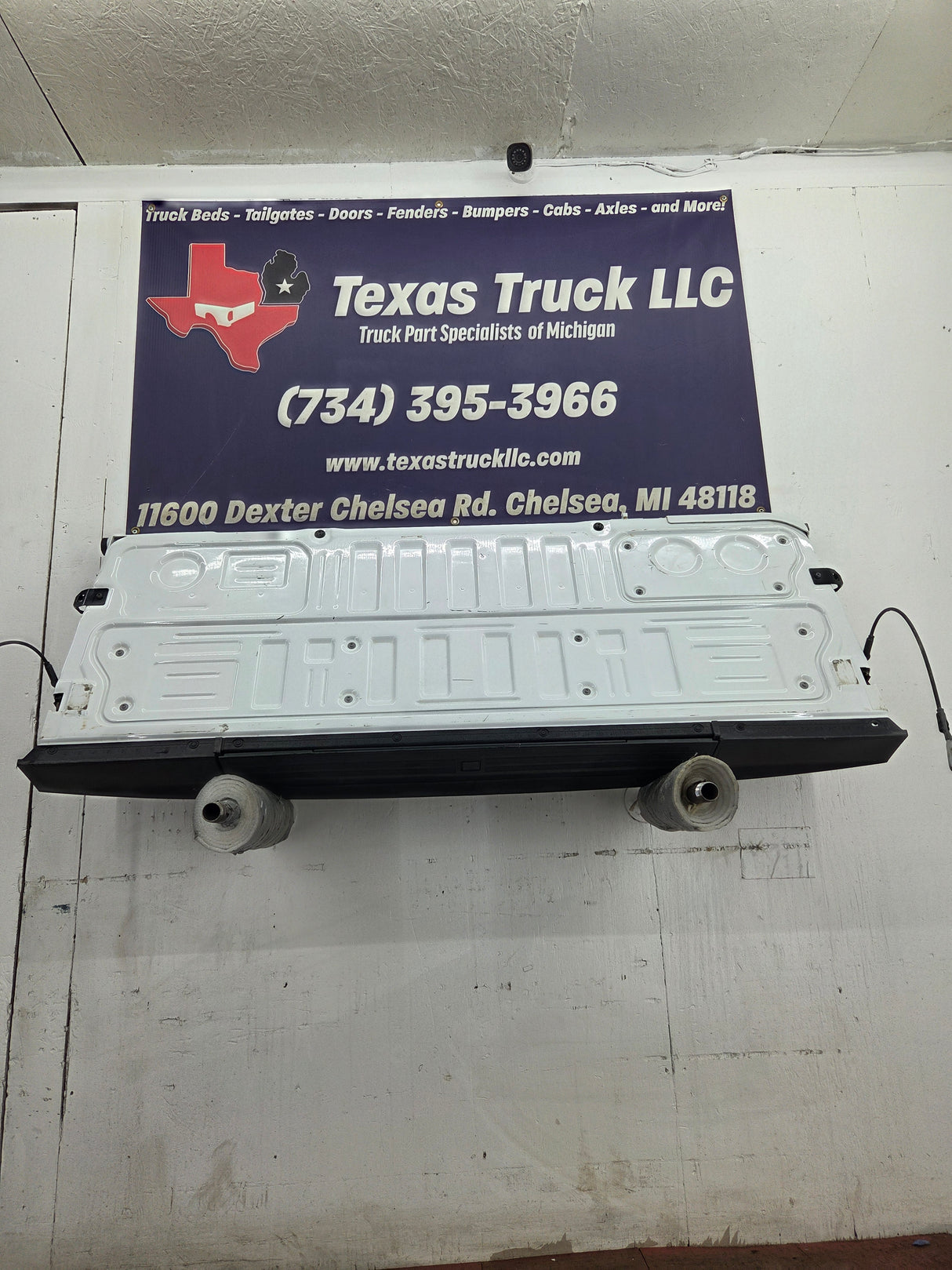 2023-2026 Ford Super Duty F250 F350 F450 F550 Step Tailgate - Oxford White