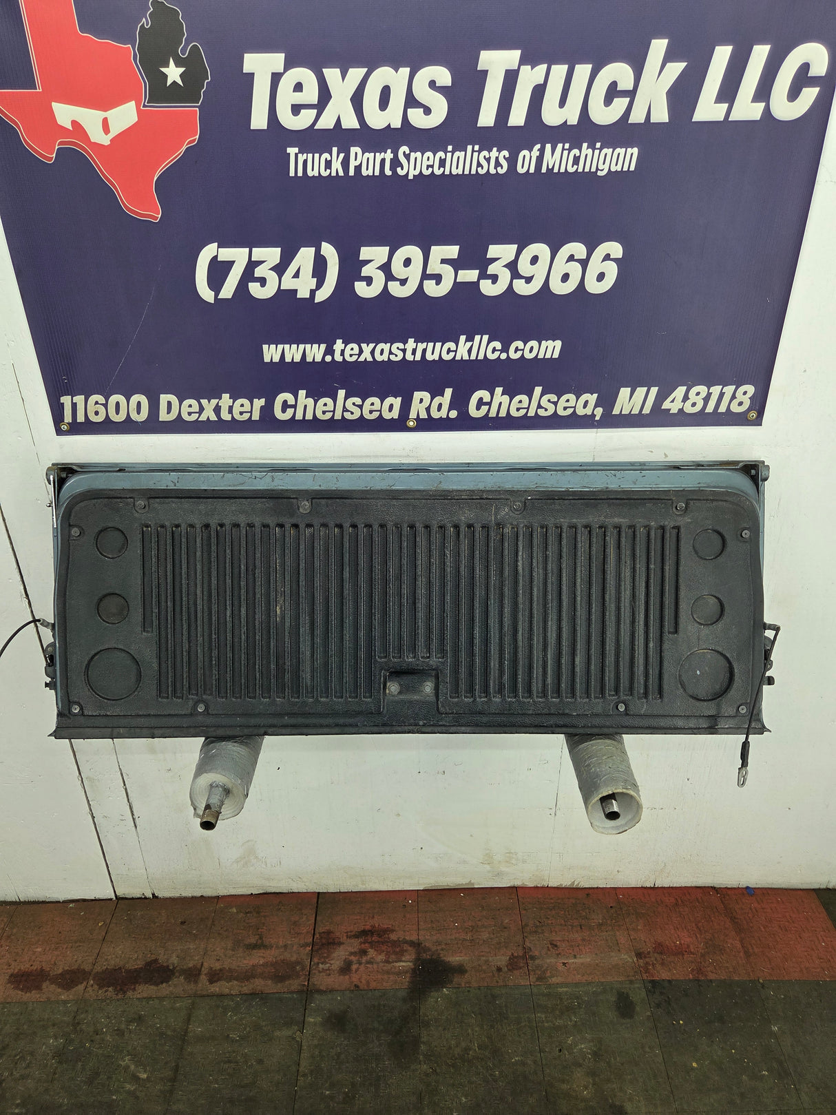 2007-2013 Chevrolet Silverado / GMC Sierra 1500 2500 3500 HD Tailgate