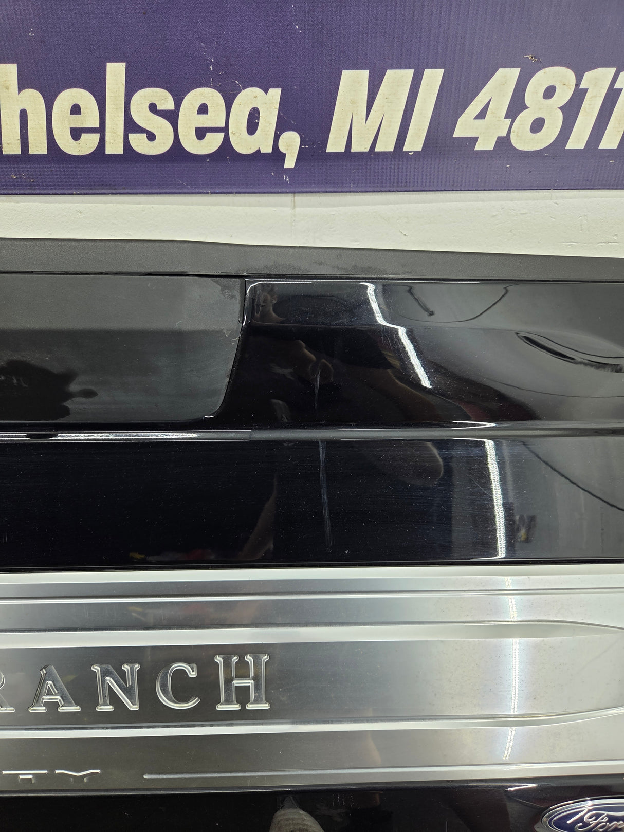 2017-2022 Ford Super Duty King Ranch Tailgate With Step & Camera F250 F350 F450 F550 *Scratches Ding