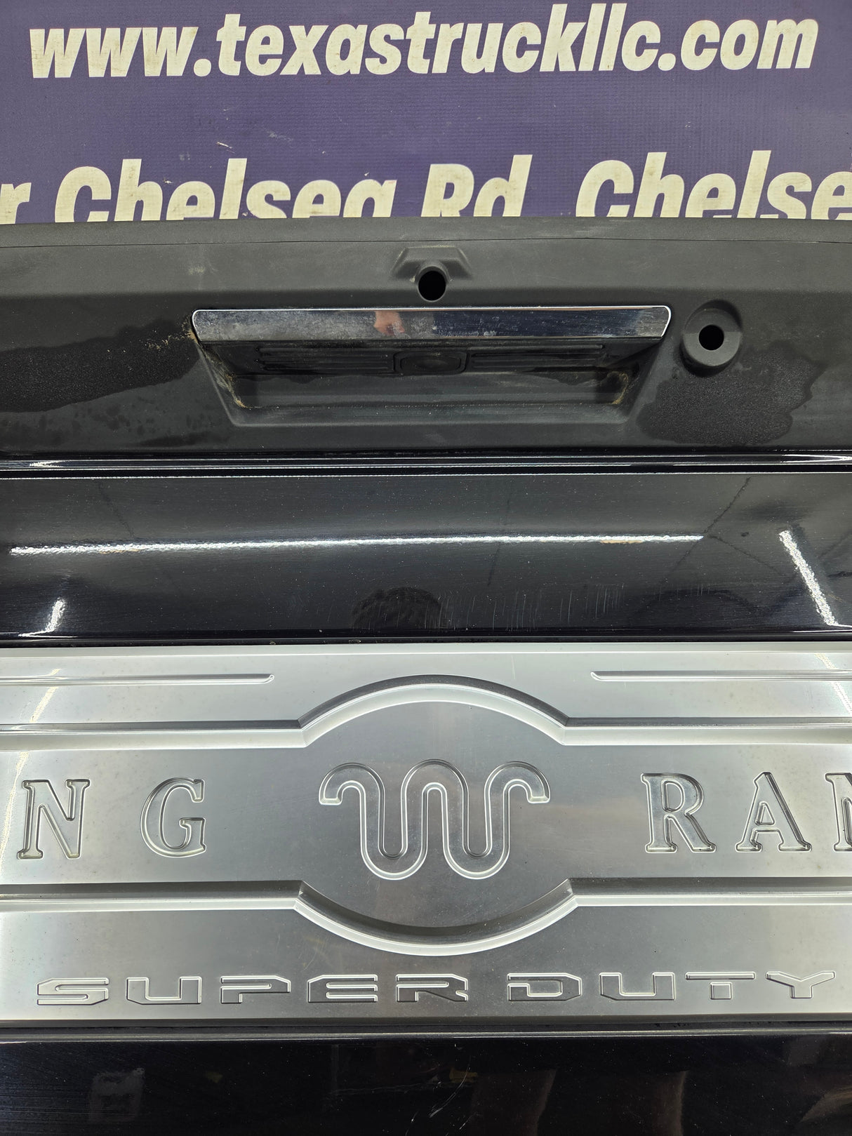 2017-2022 Ford Super Duty King Ranch Tailgate With Step & Camera F250 F350 F450 F550 *Scratches Ding