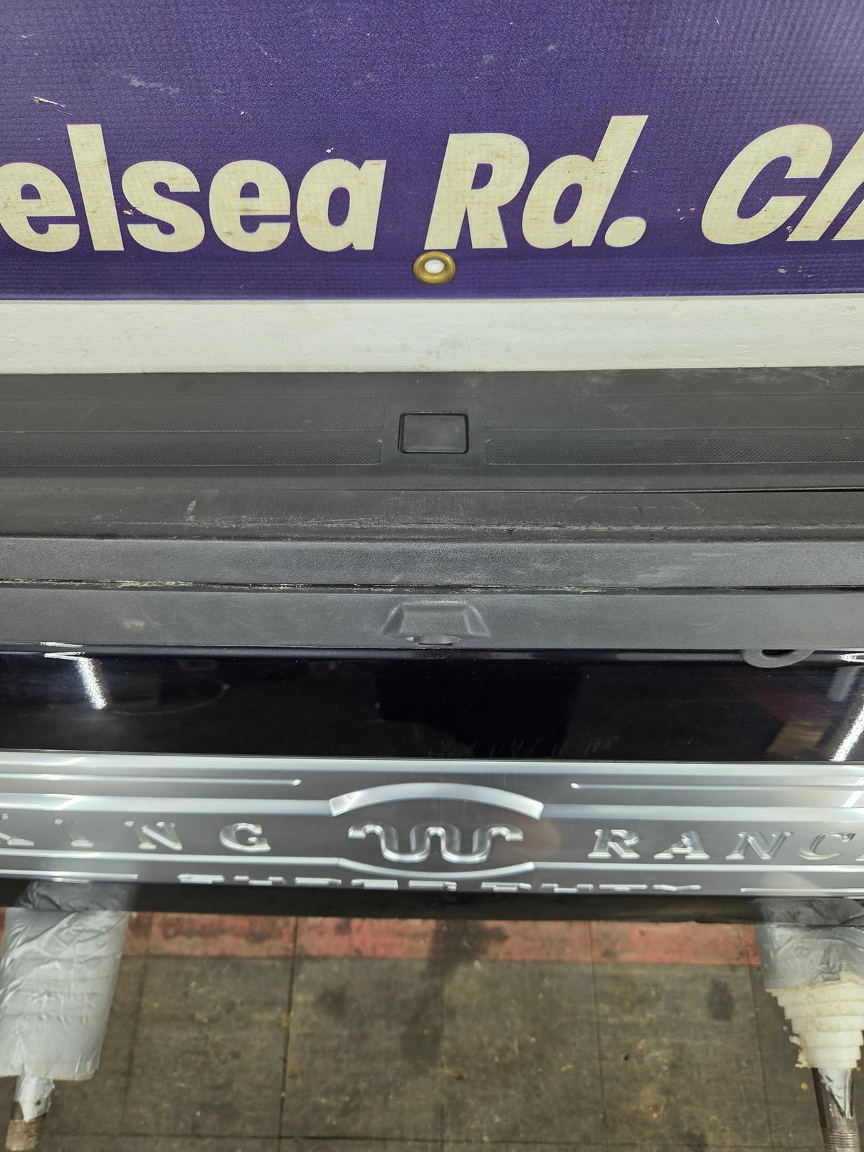 2017-2022 Ford Super Duty King Ranch Tailgate With Step & Camera F250 F350 F450 F550 *Scratches Ding