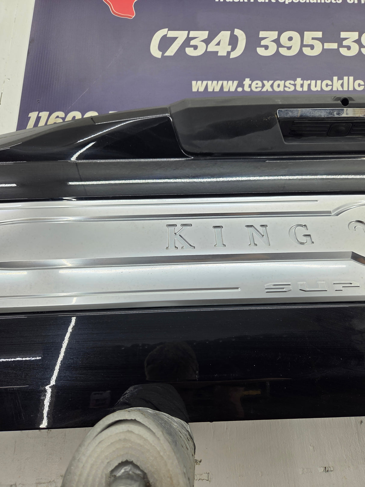 2017-2022 Ford Super Duty King Ranch Tailgate With Step & Camera F250 F350 F450 F550 *Scratches Ding