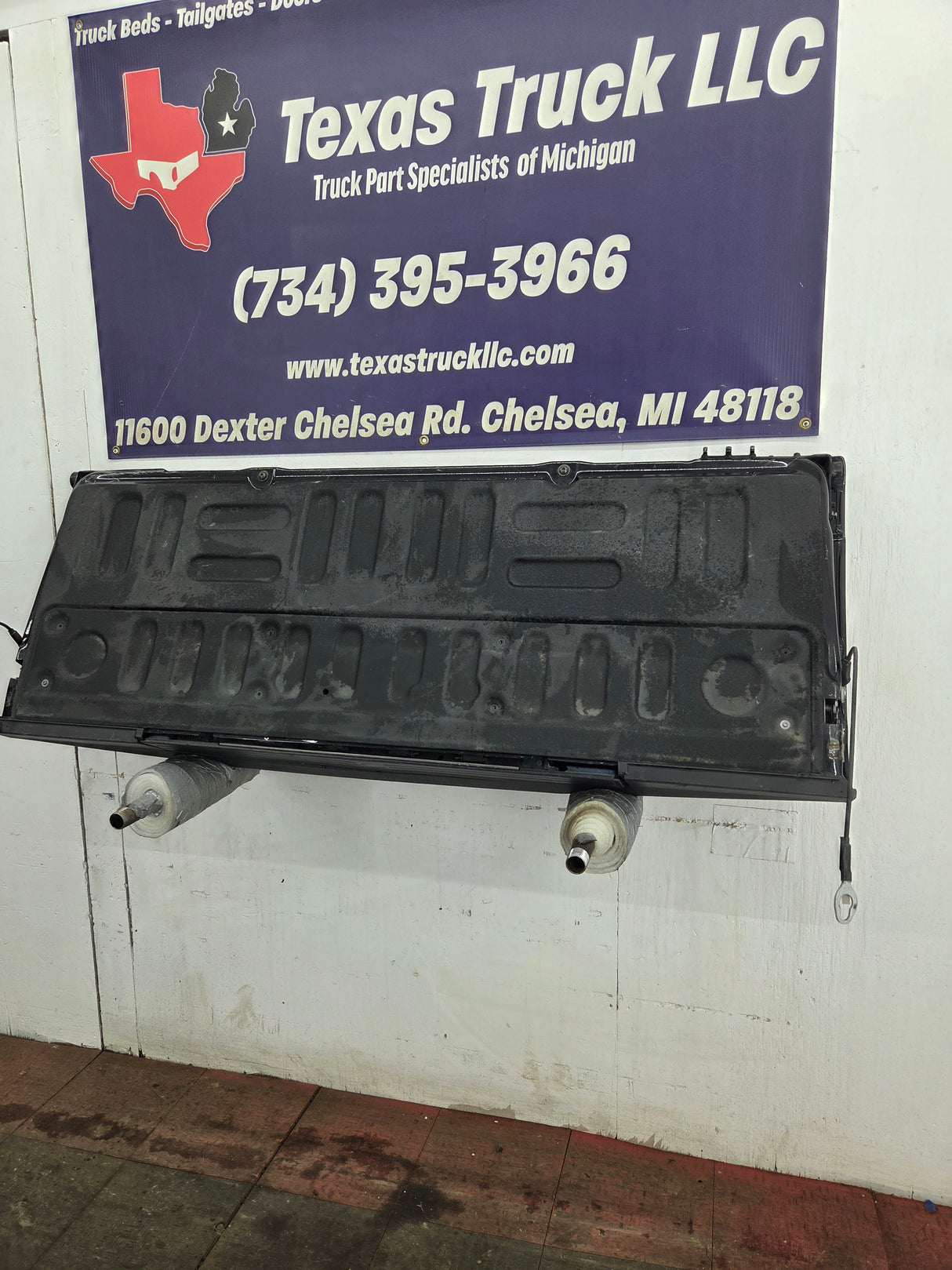 2017-2022 Ford Super Duty King Ranch Tailgate With Step & Camera F250 F350 F450 F550 *Scratches Ding