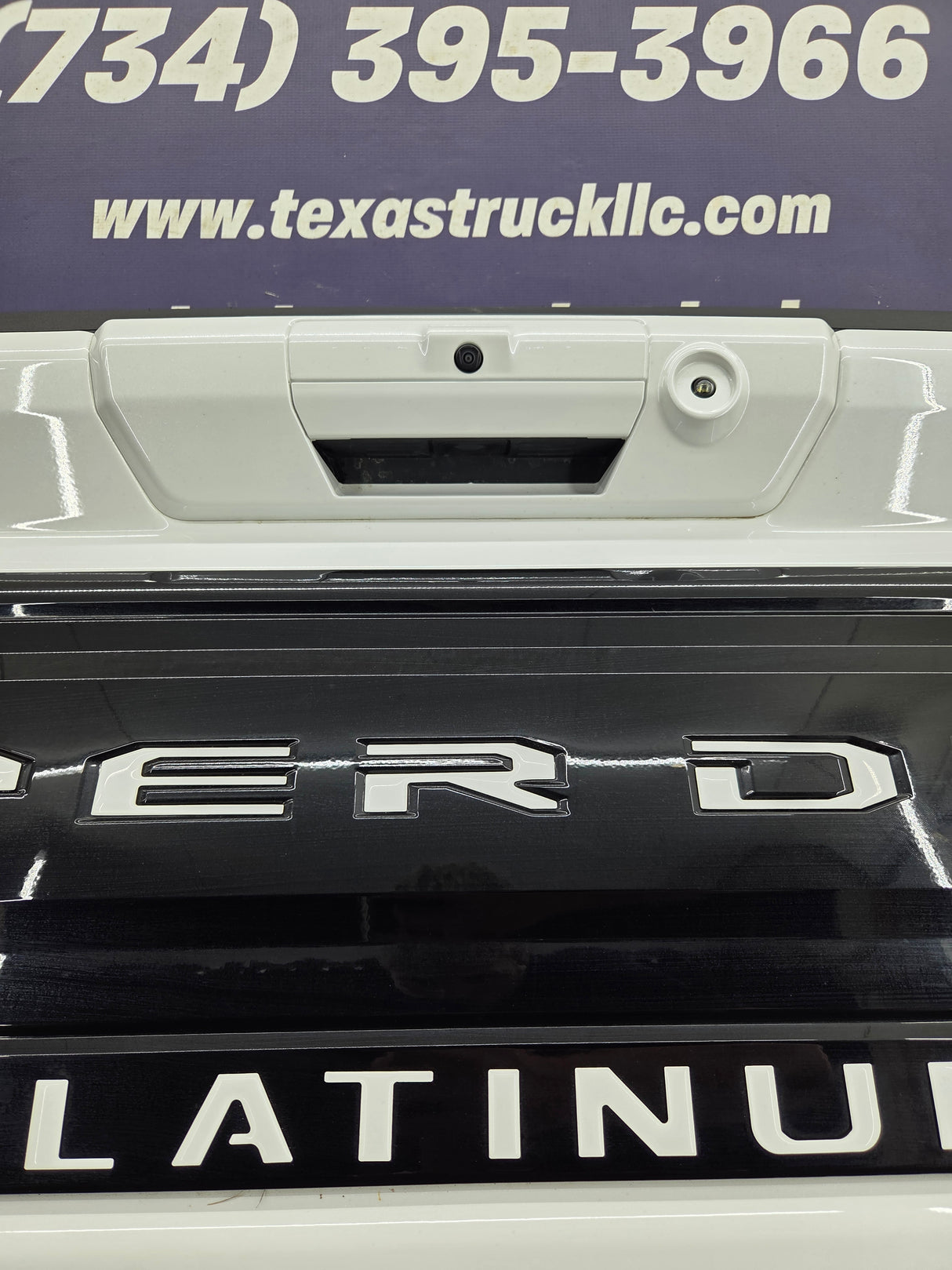 2023-2026 Ford F250 F350 F450 F550 Super Duty PLATINUM Tailgate W/Step