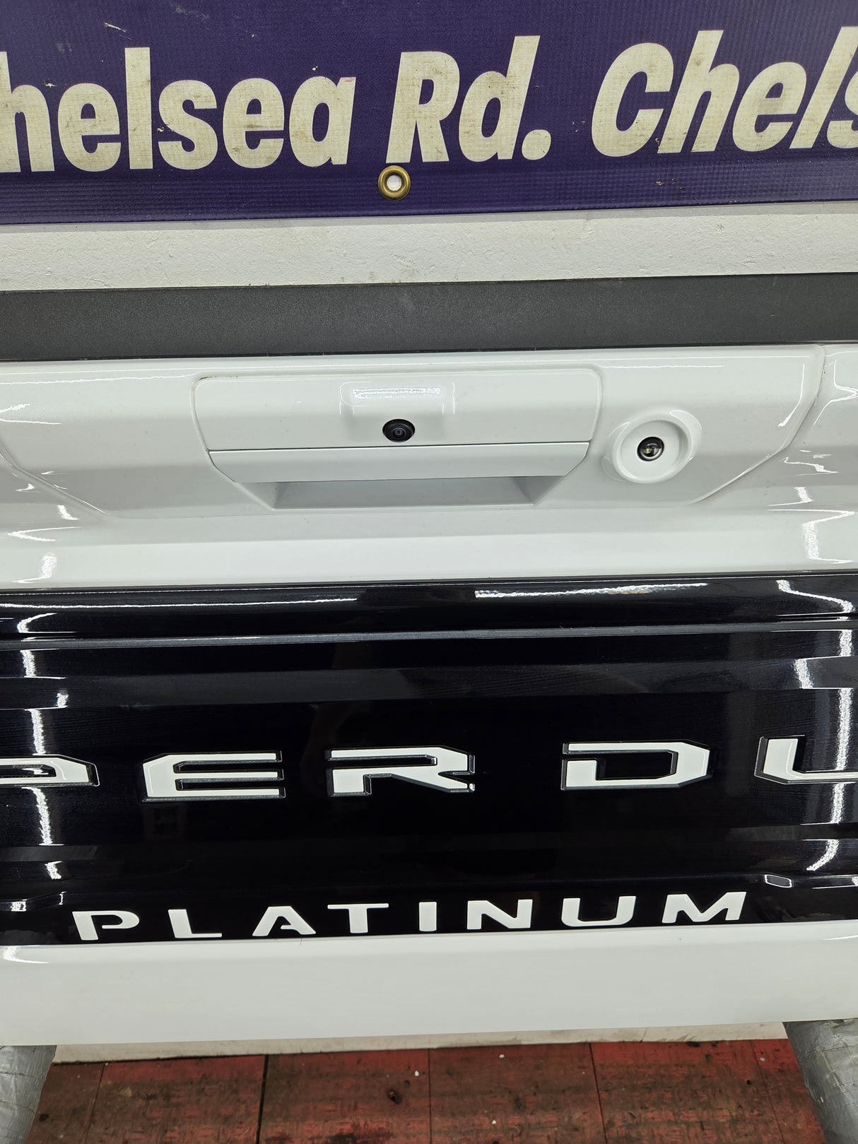 2023-2026 Ford F250 F350 F450 F550 Super Duty PLATINUM Tailgate W/Step