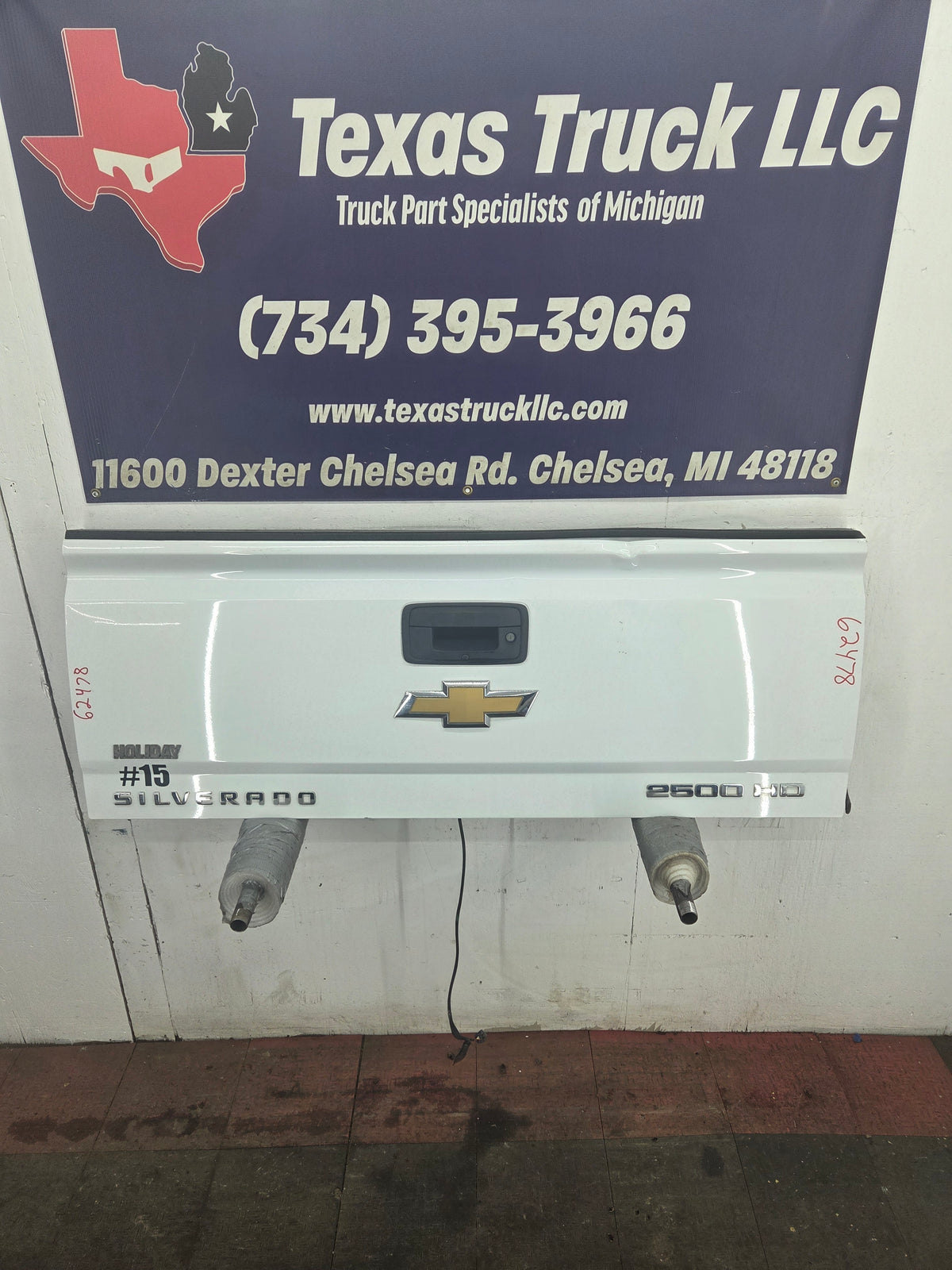 2014-2019 Chevrolet Silverado / GMC Sierra 1500 2500 3500 HD Tailgate