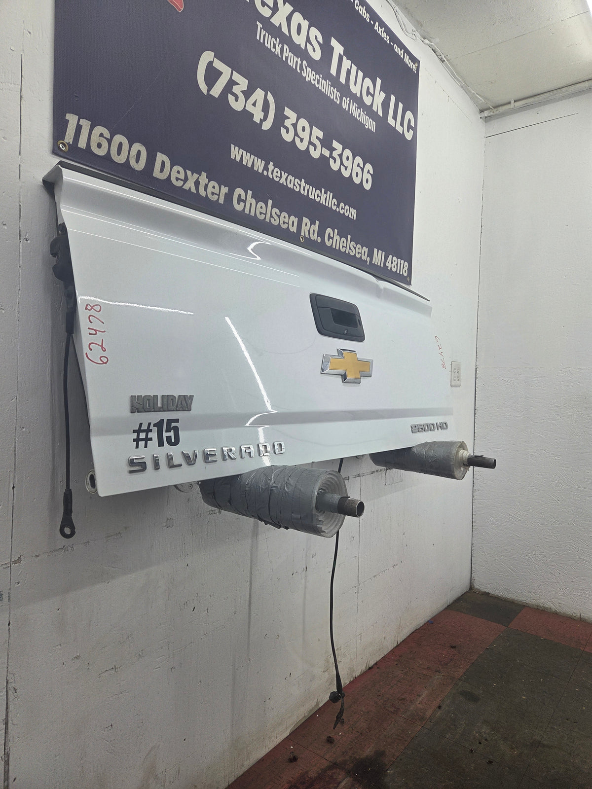 2014-2019 Chevrolet Silverado / GMC Sierra 1500 2500 3500 HD Tailgate