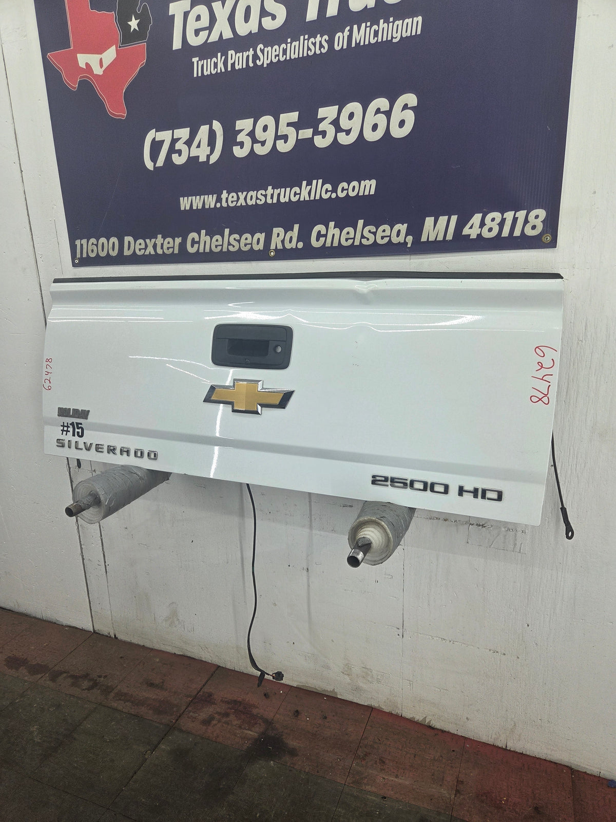2014-2019 Chevrolet Silverado / GMC Sierra 1500 2500 3500 HD Tailgate